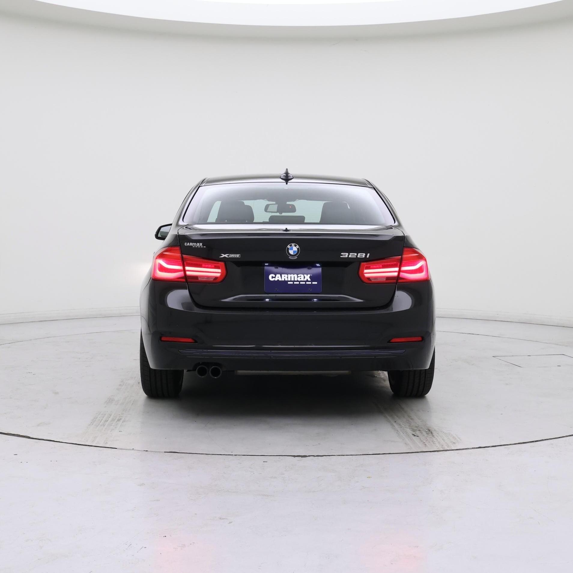 Thumbnail: 2016 BMW 3 Series - 6