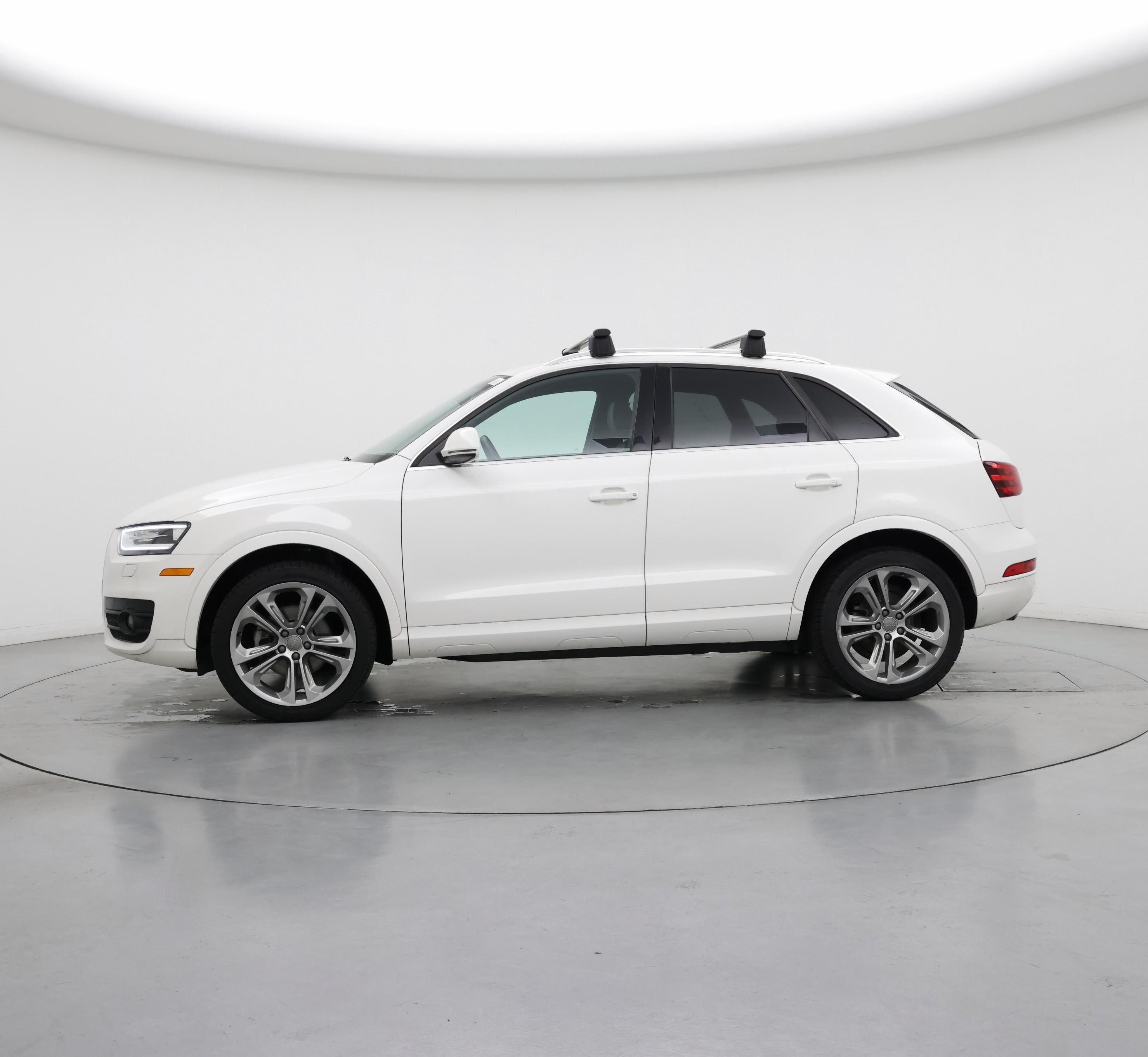 Thumbnail: 2015 Audi Q3 - 3
