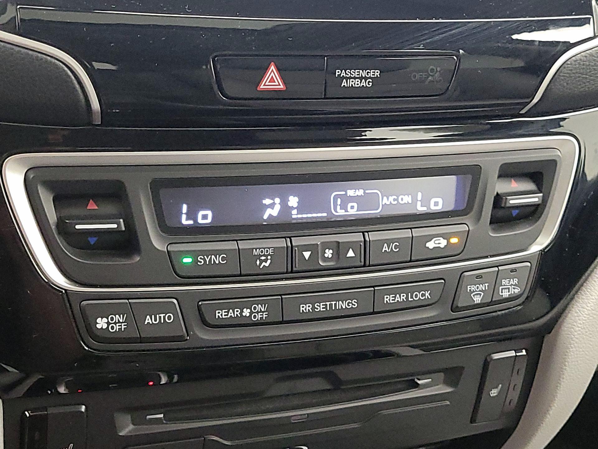Thumbnail: 2021 Honda Pilot - 17