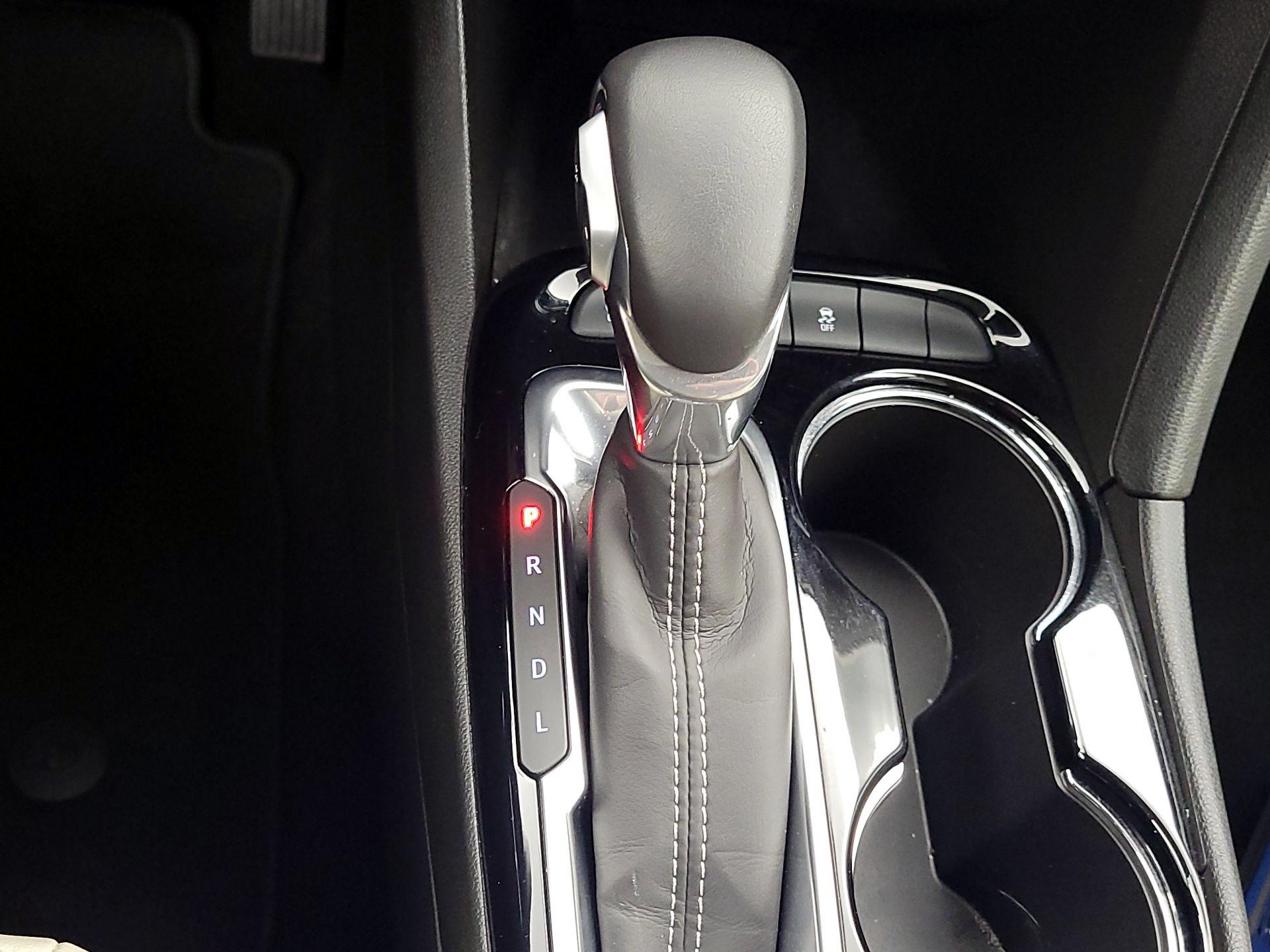 Thumbnail: 2021 Buick Encore GX - 17