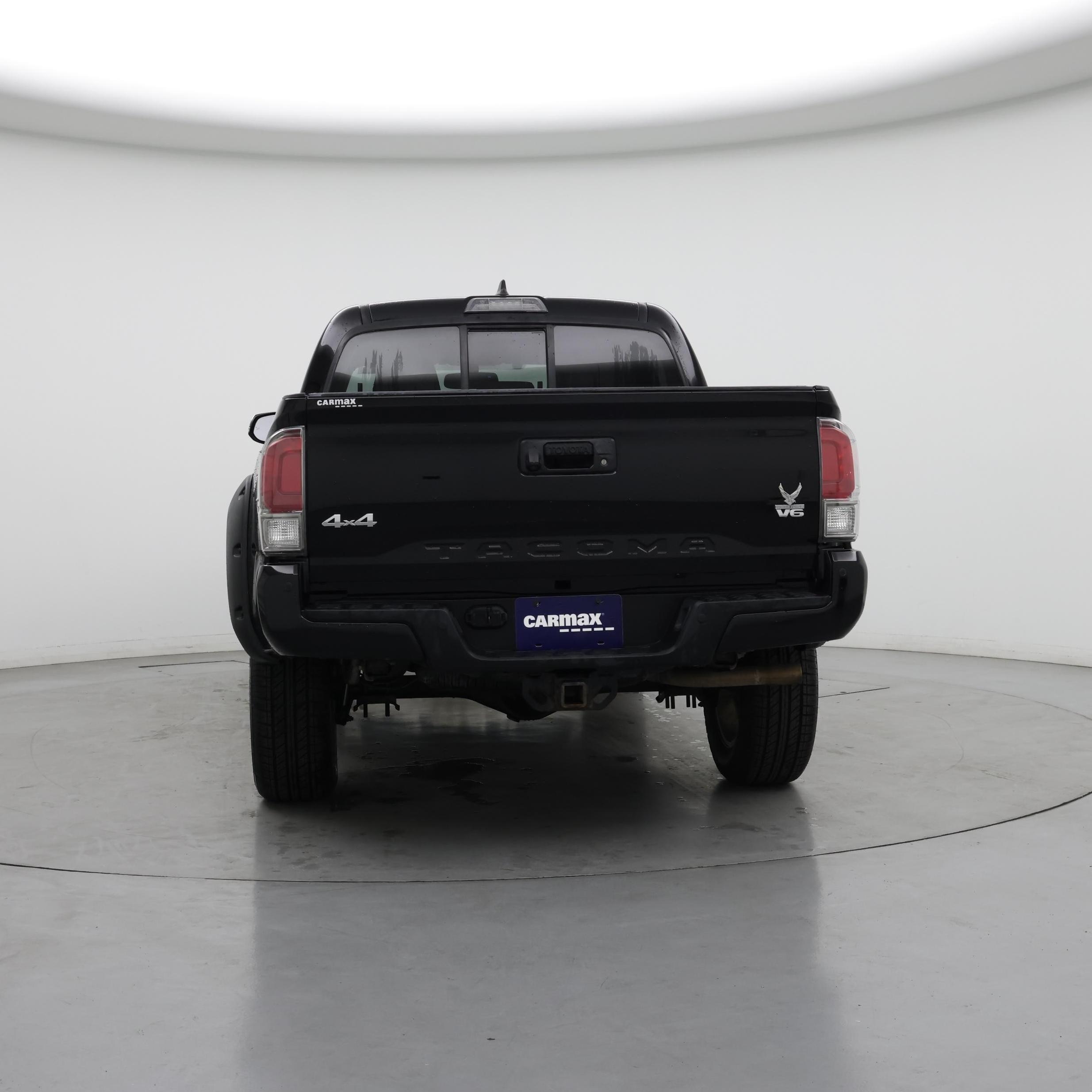 Thumbnail: 2016 Toyota Tacoma - 6