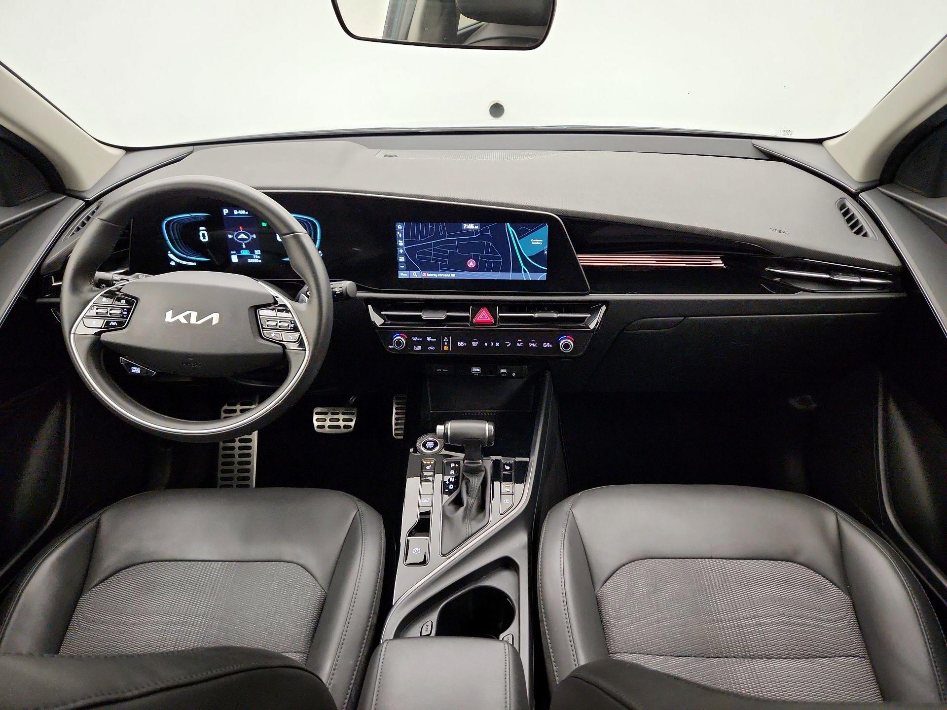 Thumbnail: 2023 Kia Niro - 9