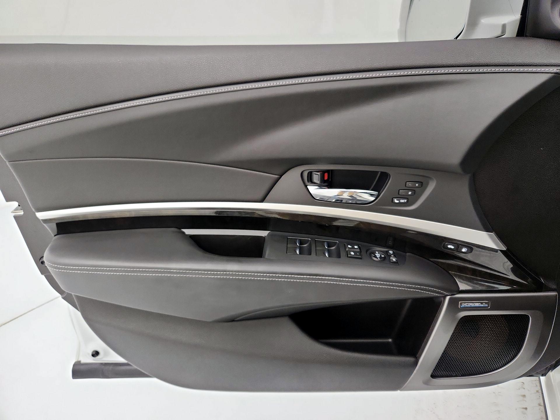 Thumbnail: 2020 Acura RLX - 12