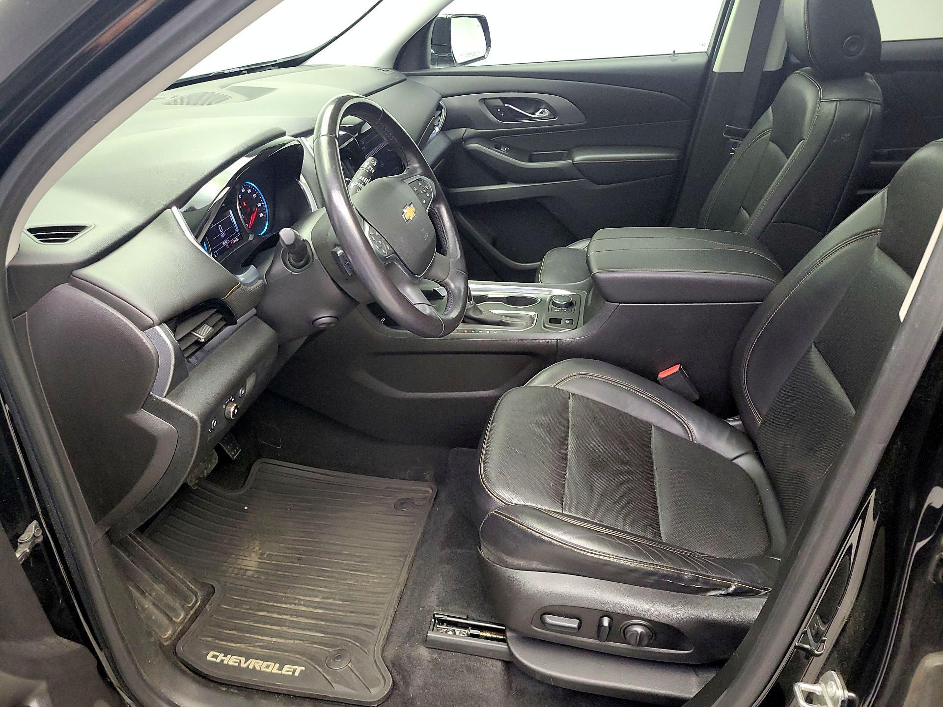 Thumbnail: 2018 Chevrolet Traverse - 11