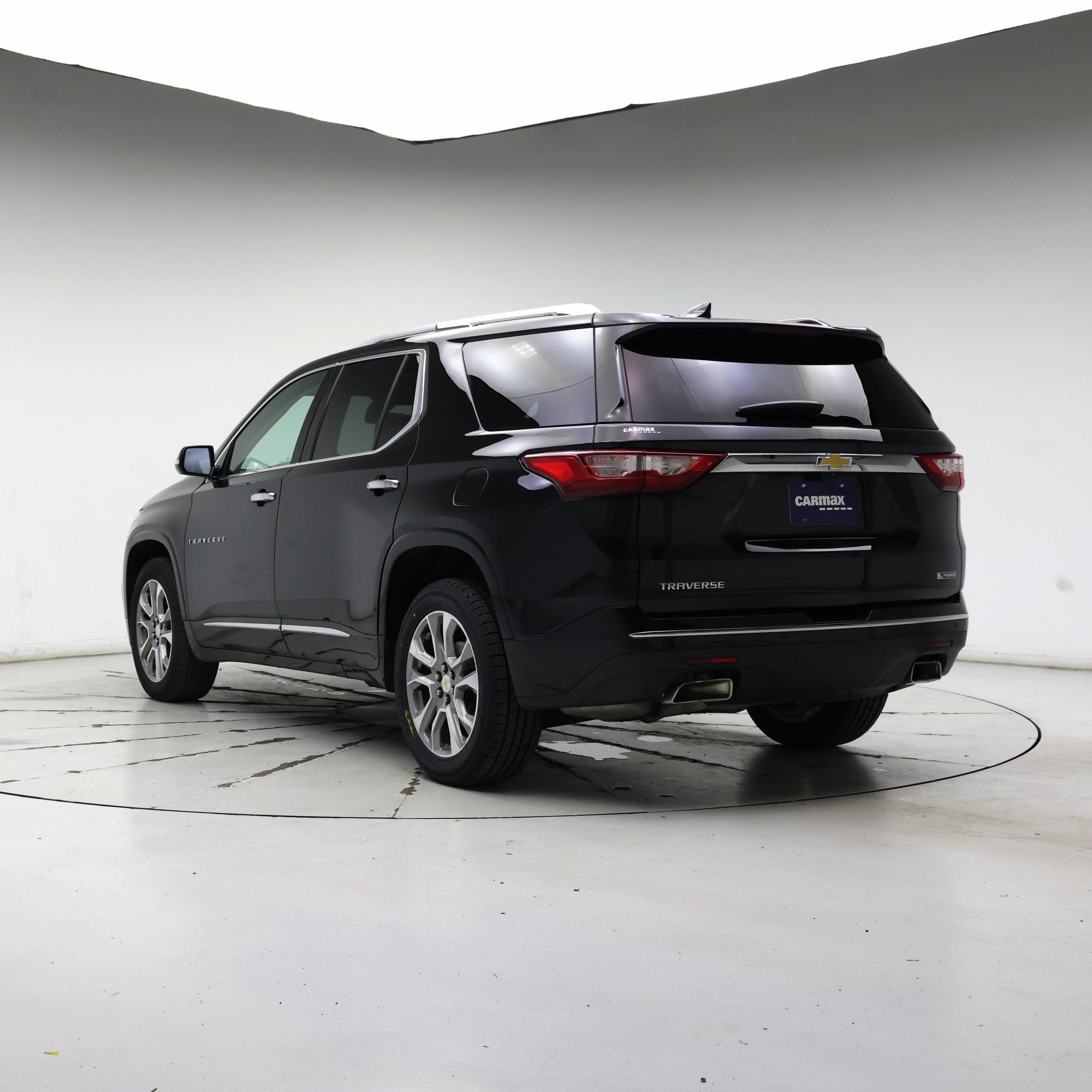 Thumbnail: 2018 Chevrolet Traverse - 2