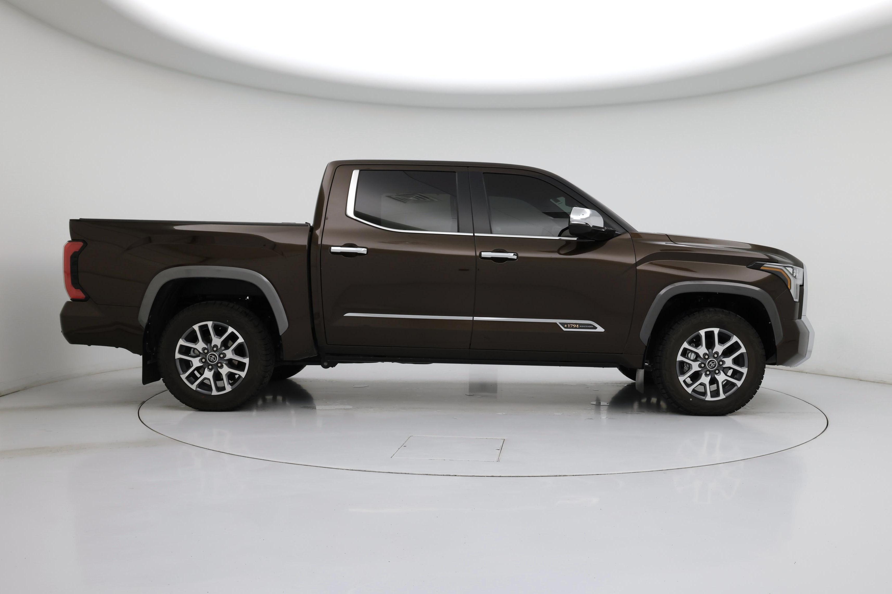 Thumbnail: 2024 Toyota Tundra - 7