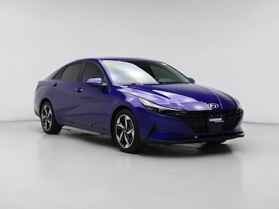2023 Hyundai Elantra SEL -
                Kenosha, WI