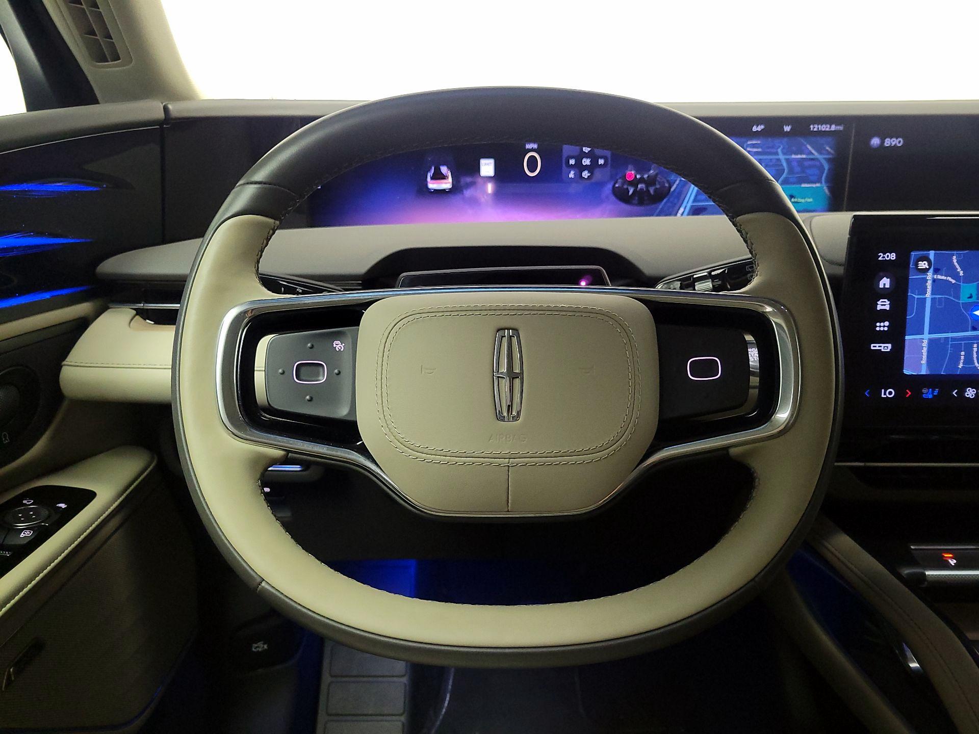 Thumbnail: 2024 Lincoln Nautilus - 10