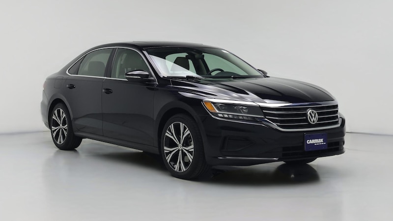 2022 Volkswagen Passat SE Hero Image
