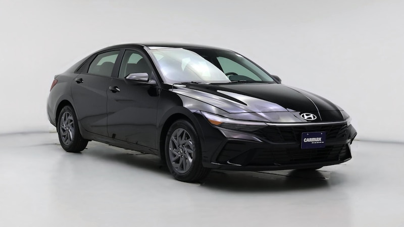 2024 Hyundai Elantra SEL Hero Image