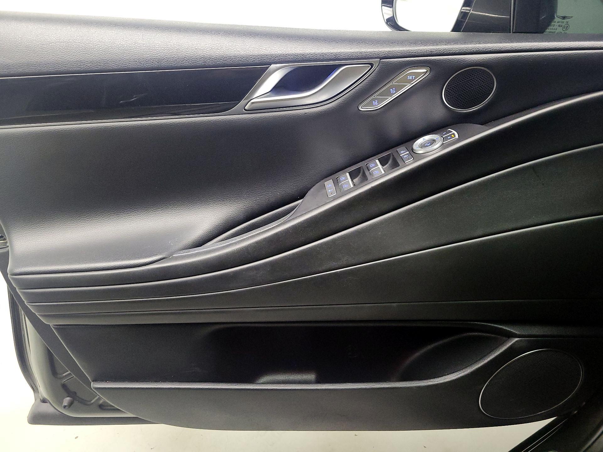 Thumbnail: 2023 Genesis G80 - 12