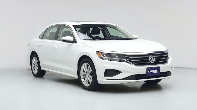 2020 Volkswagen Passat SE Hero Image