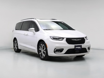 2024 Chrysler Pacifica Pinnacle -
                Kenosha, WI