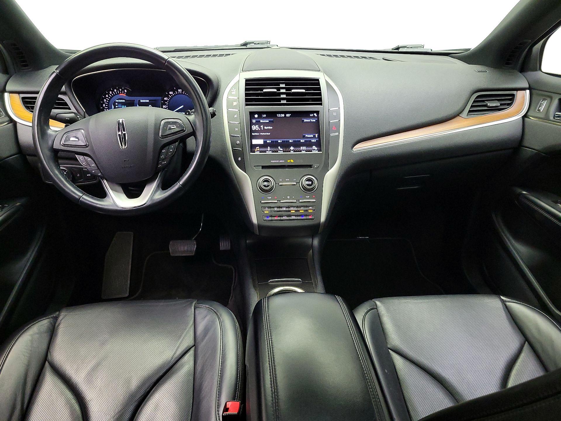 Thumbnail: 2017 Lincoln MKC - 9