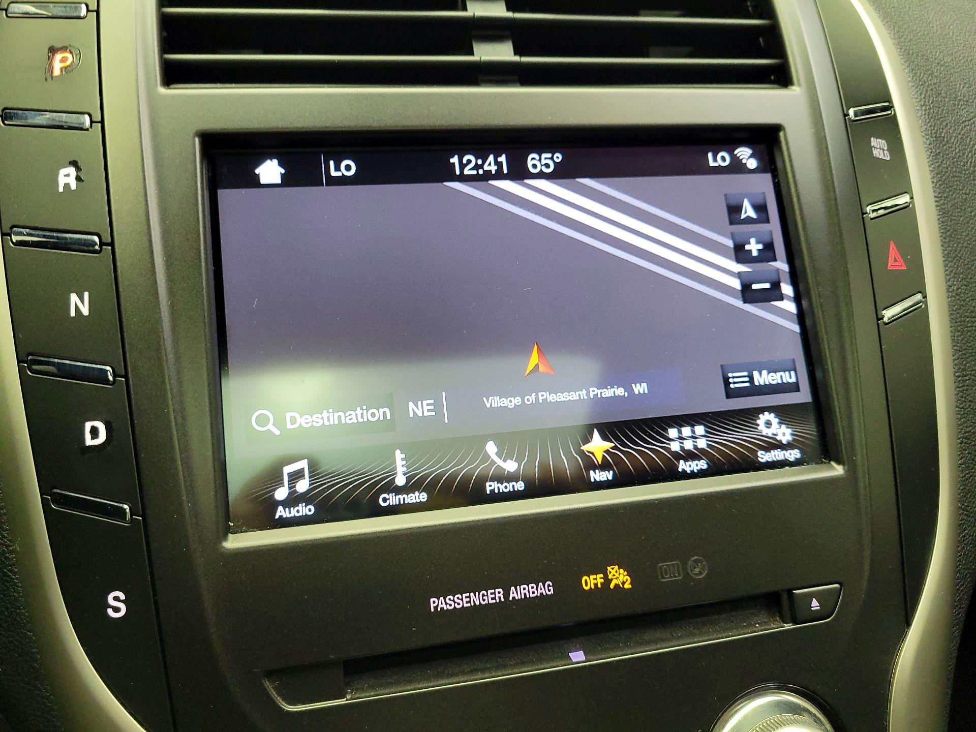 Thumbnail: 2017 Lincoln MKC - 14