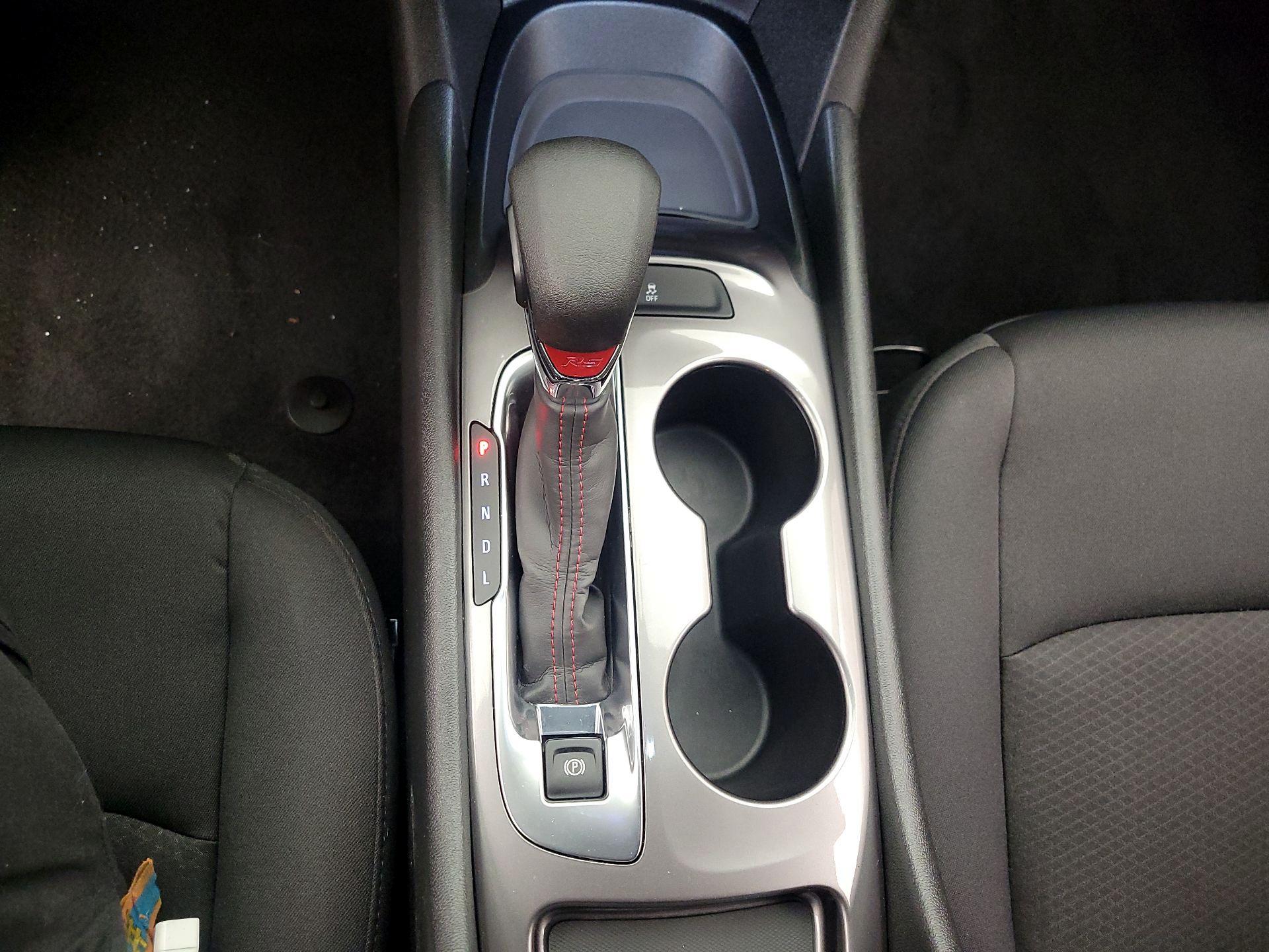 Thumbnail: 2022 Chevrolet Malibu - 17