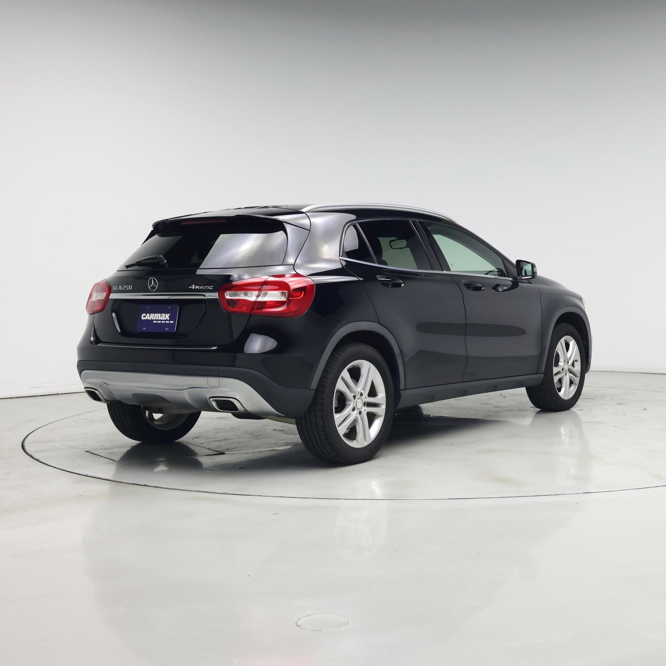 Thumbnail: 2015 Mercedes-Benz GLA - 8