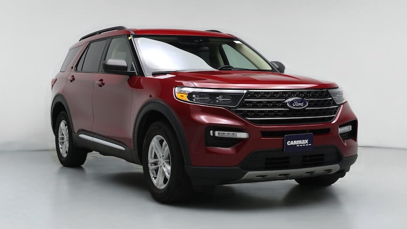 2023 Ford Explorer XLT Hero Image
