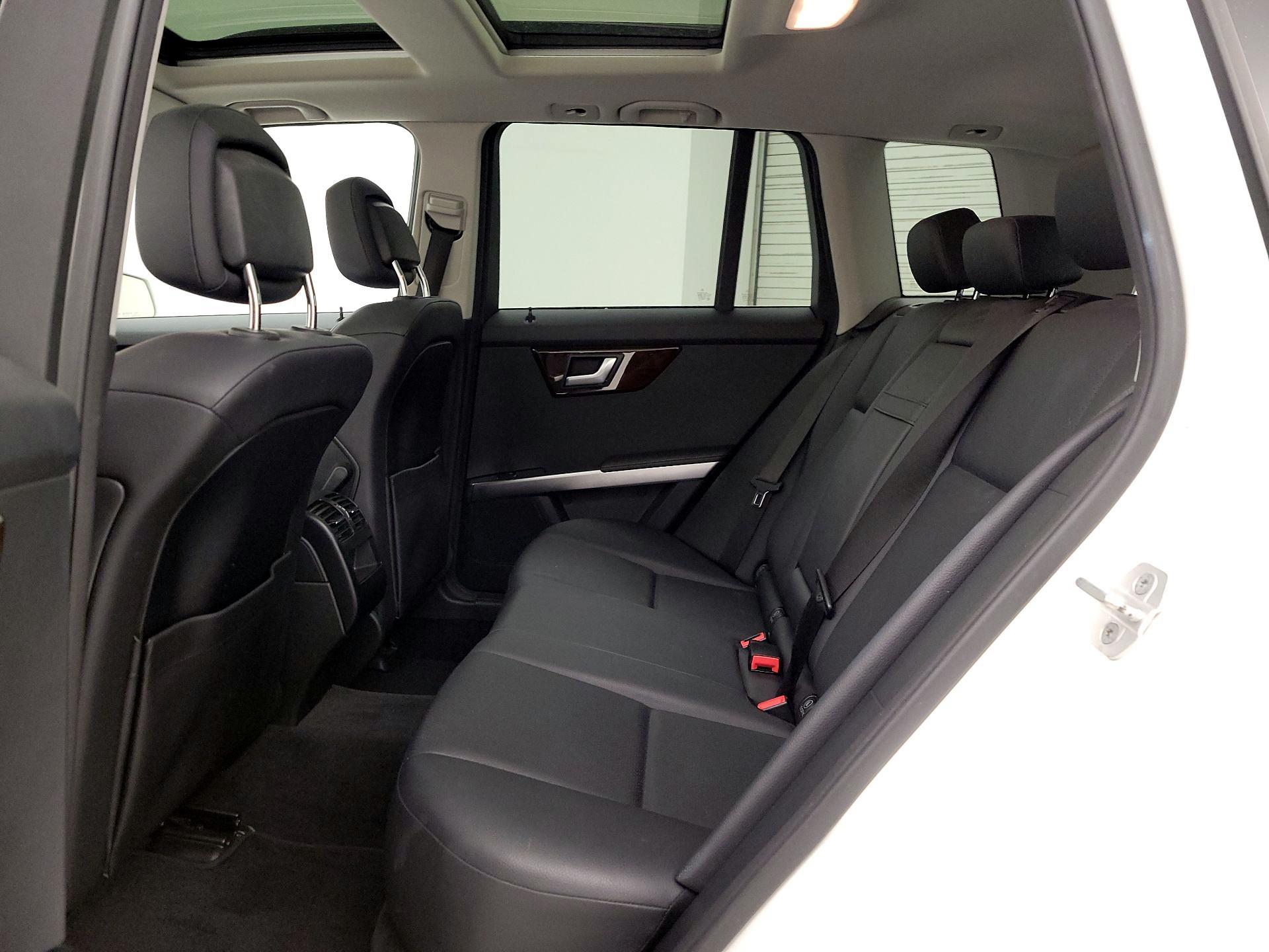 Thumbnail: 2014 Mercedes-Benz GLK - 19