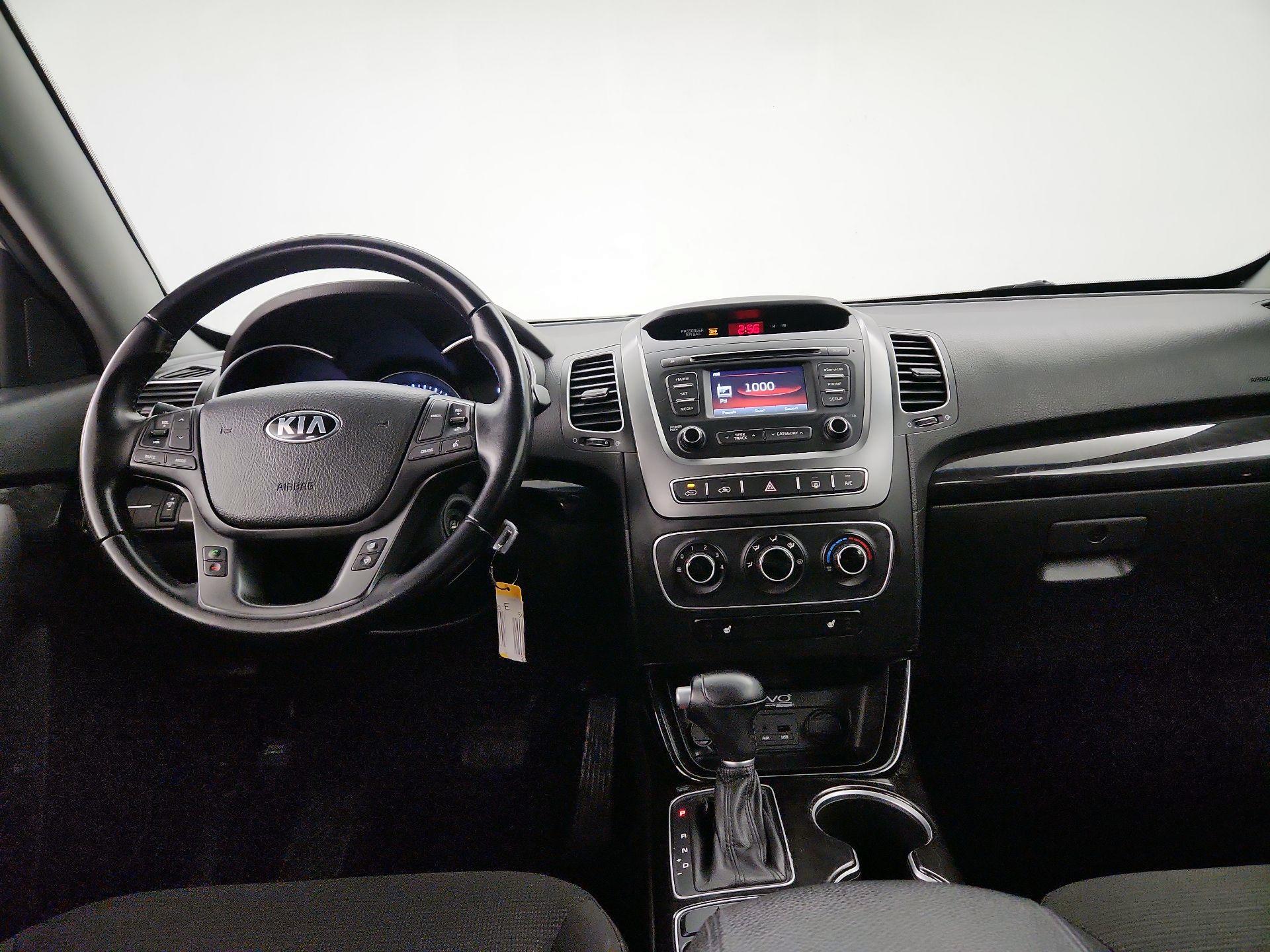 Thumbnail: 2014 Kia Sorento - 9