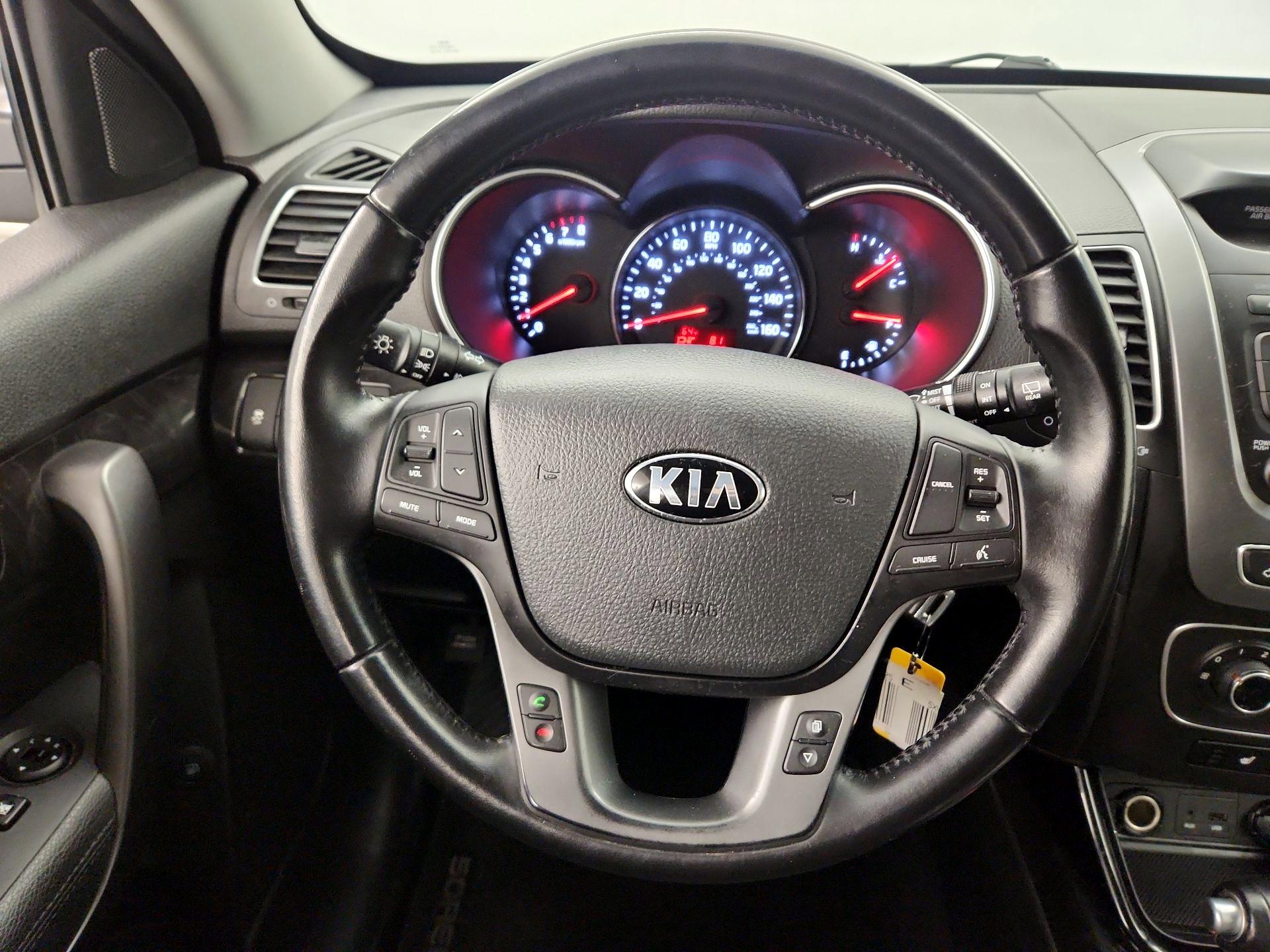 Thumbnail: 2014 Kia Sorento - 10