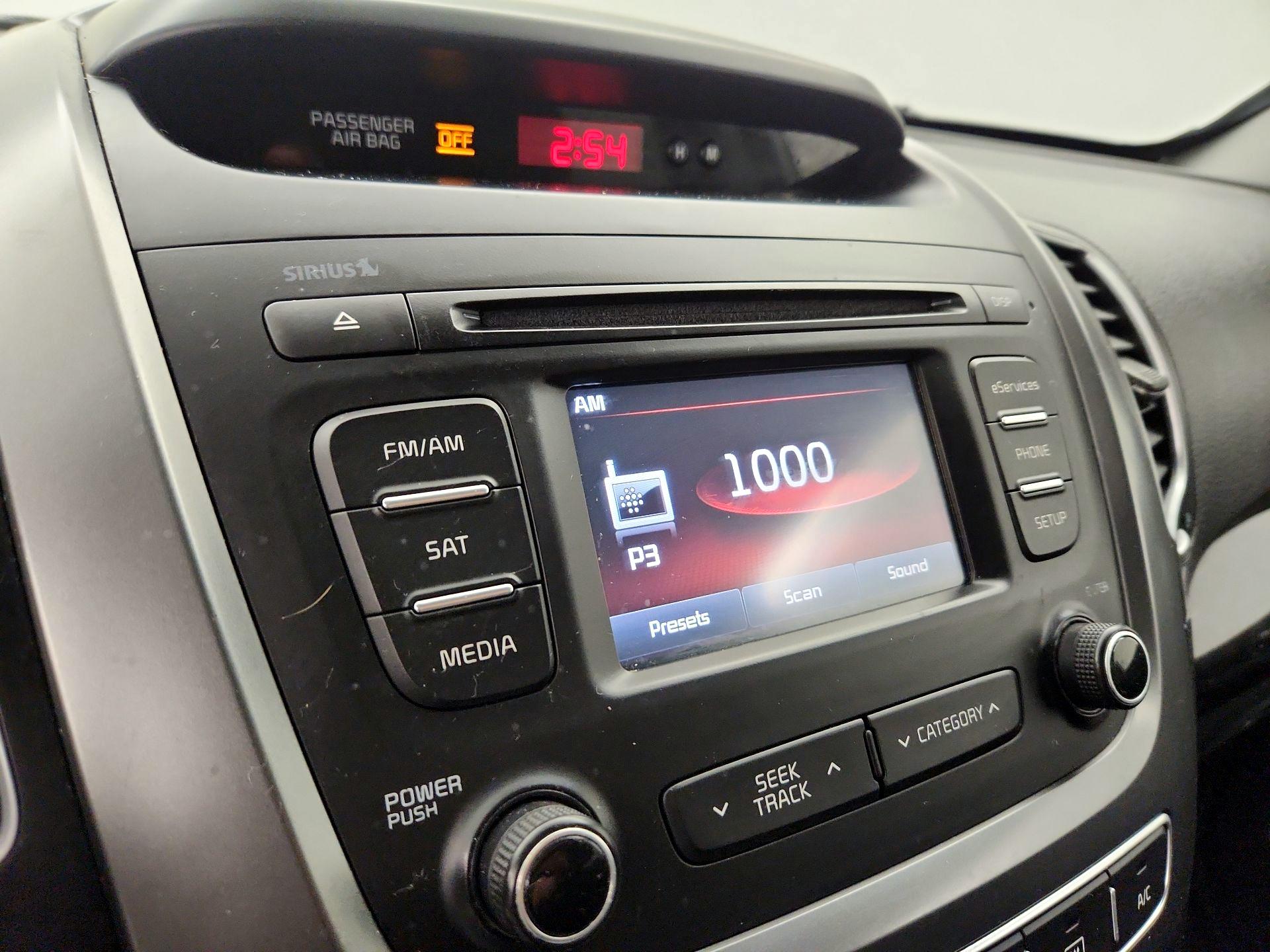 Thumbnail: 2014 Kia Sorento - 15