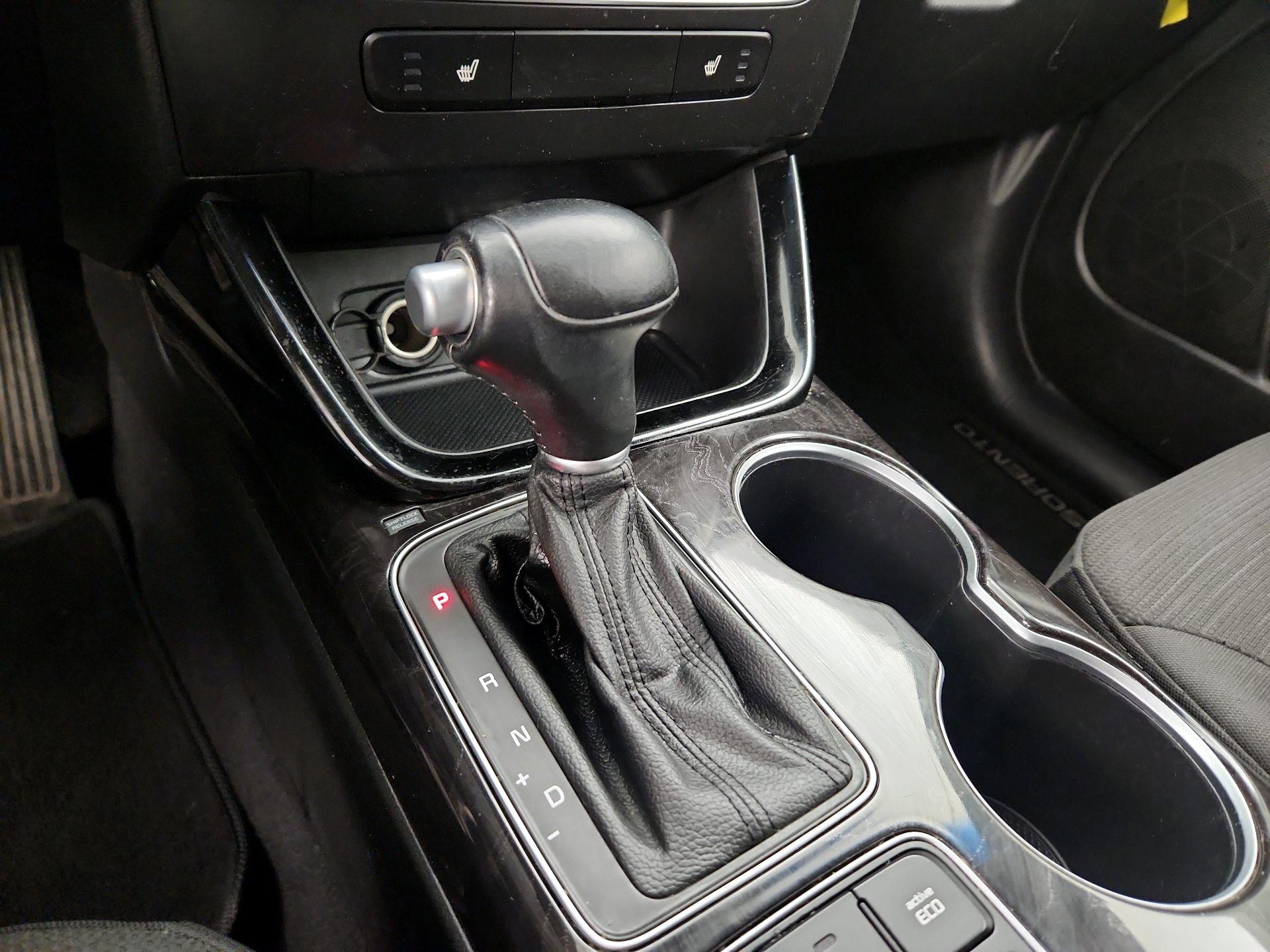 Thumbnail: 2014 Kia Sorento - 17