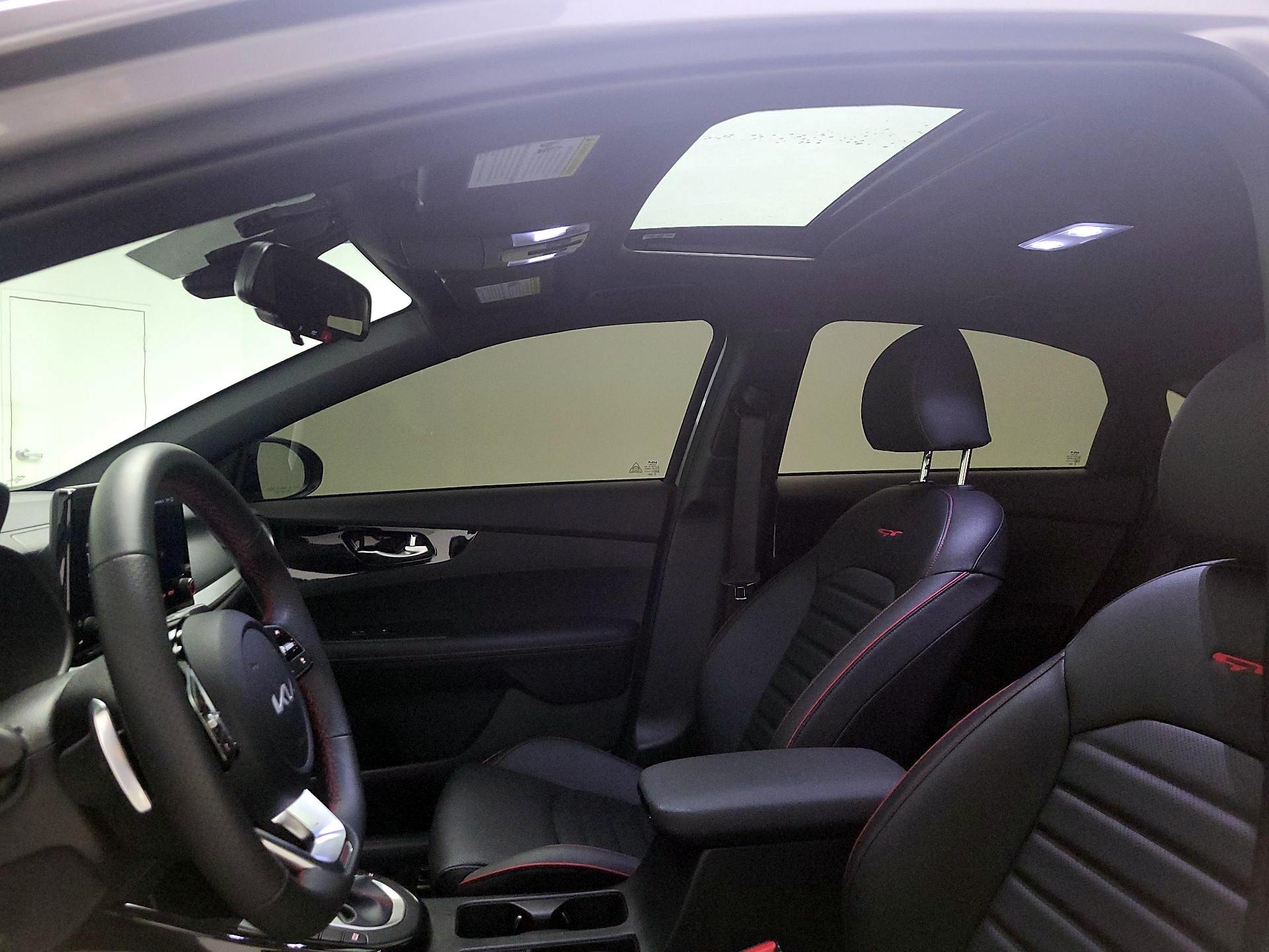 Thumbnail: 2024 Kia Forte - 20