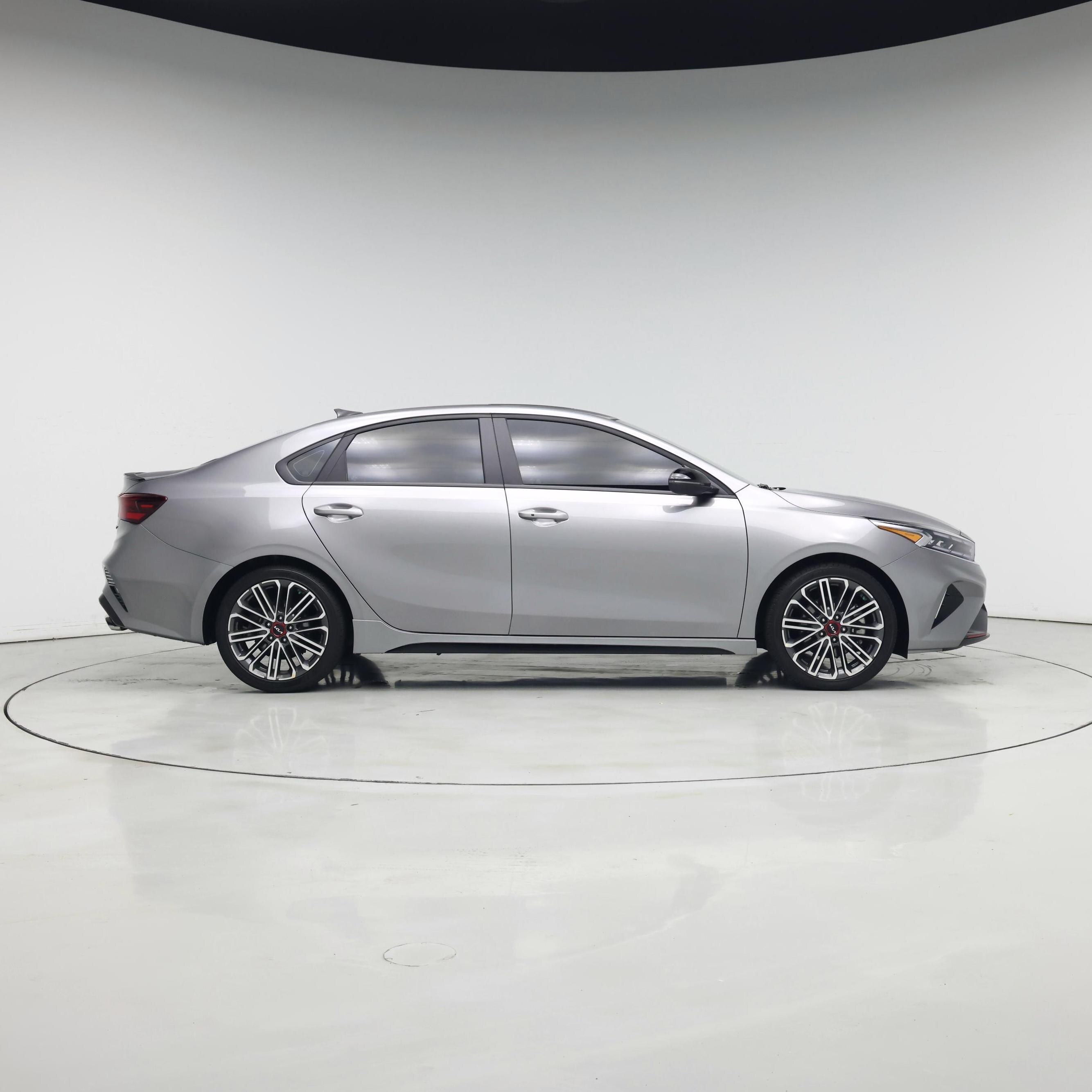 Thumbnail: 2024 Kia Forte - 7
