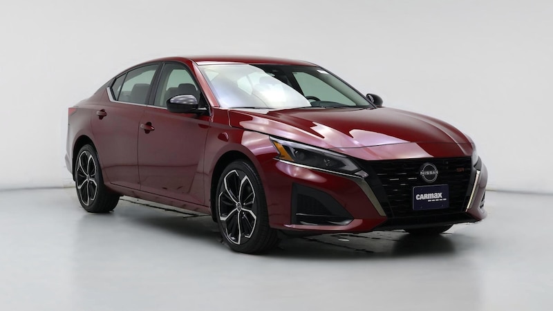 2024 Nissan Altima SR Hero Image