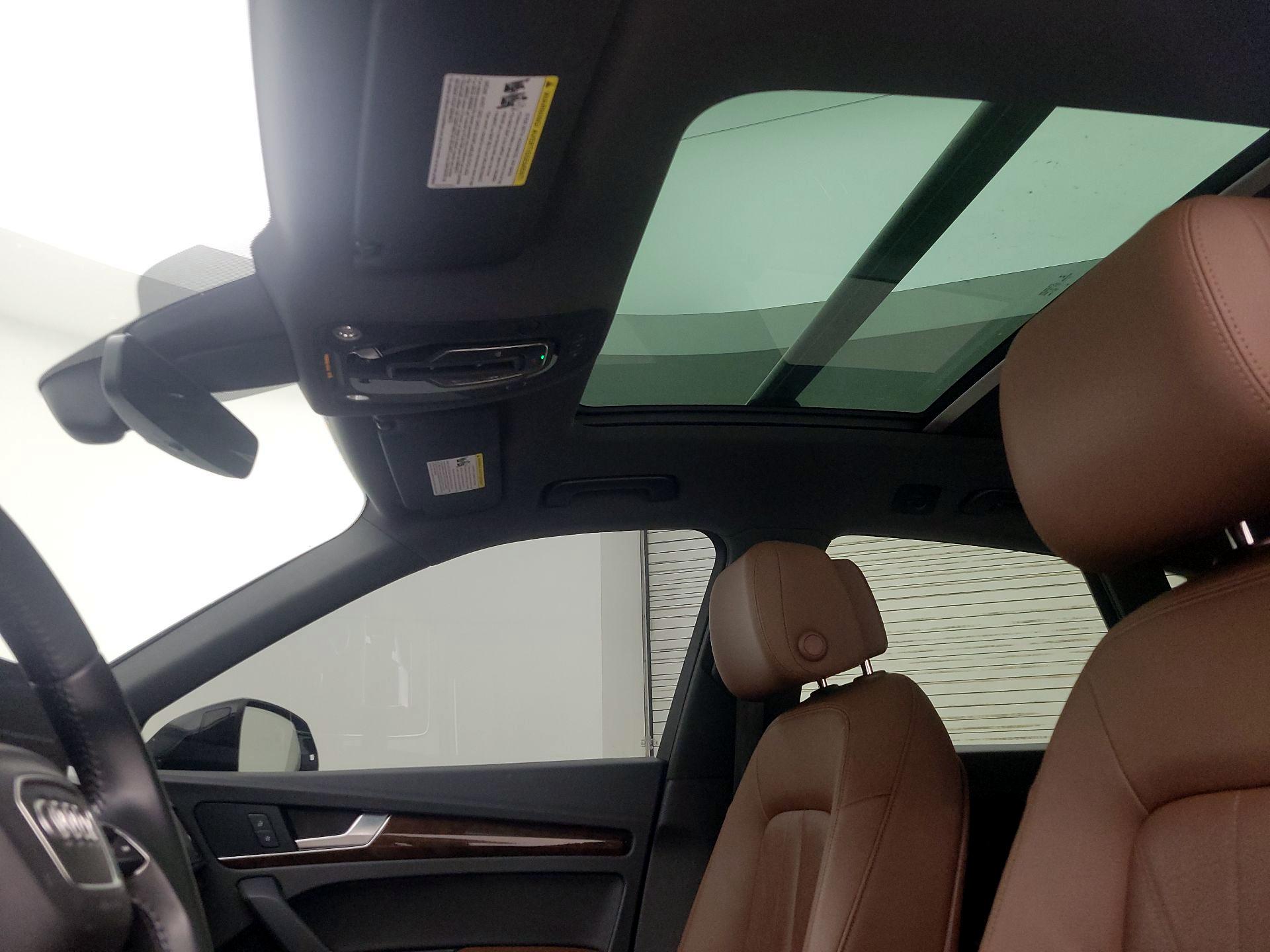 Thumbnail: 2020 Audi Q5 - 18