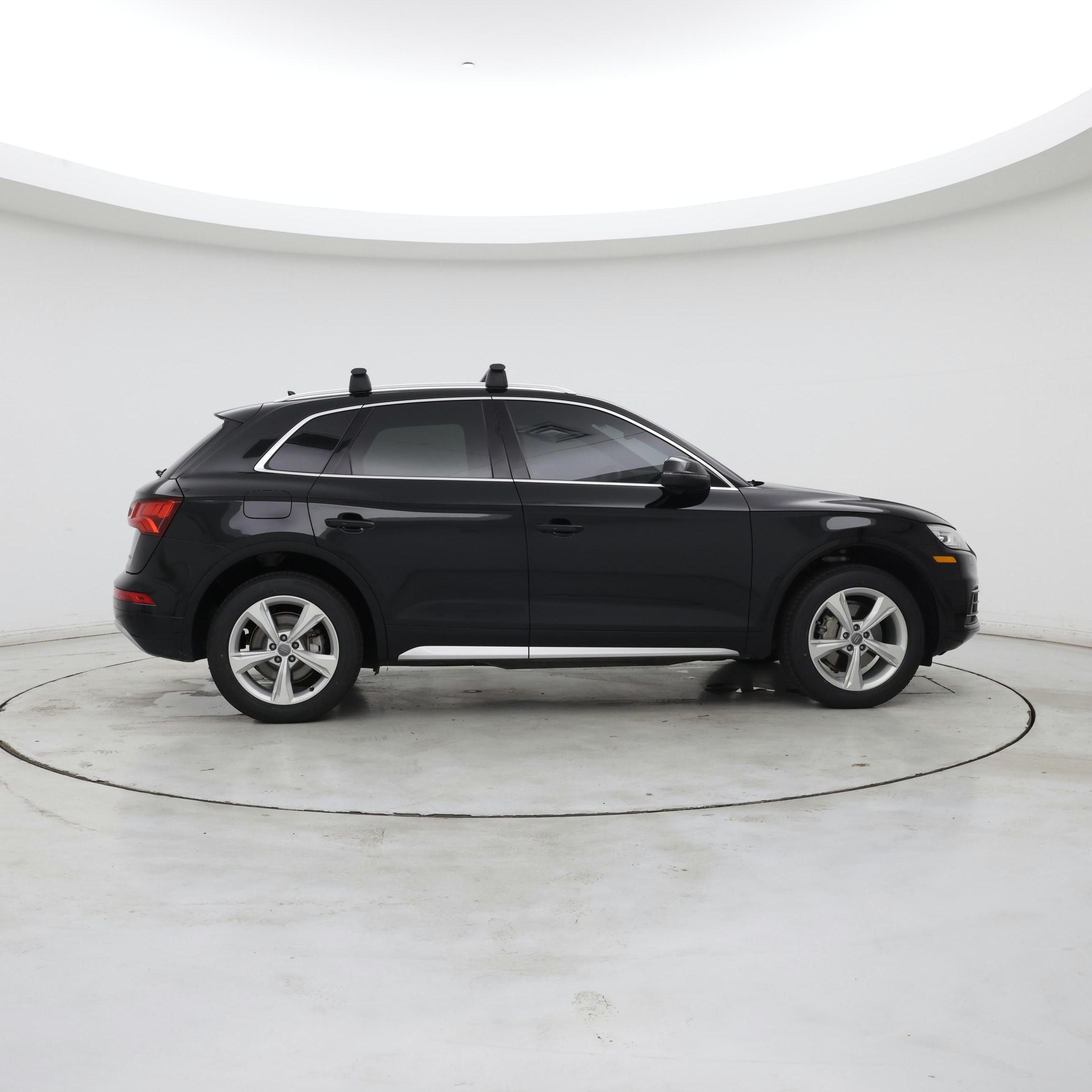 Thumbnail: 2020 Audi Q5 - 7