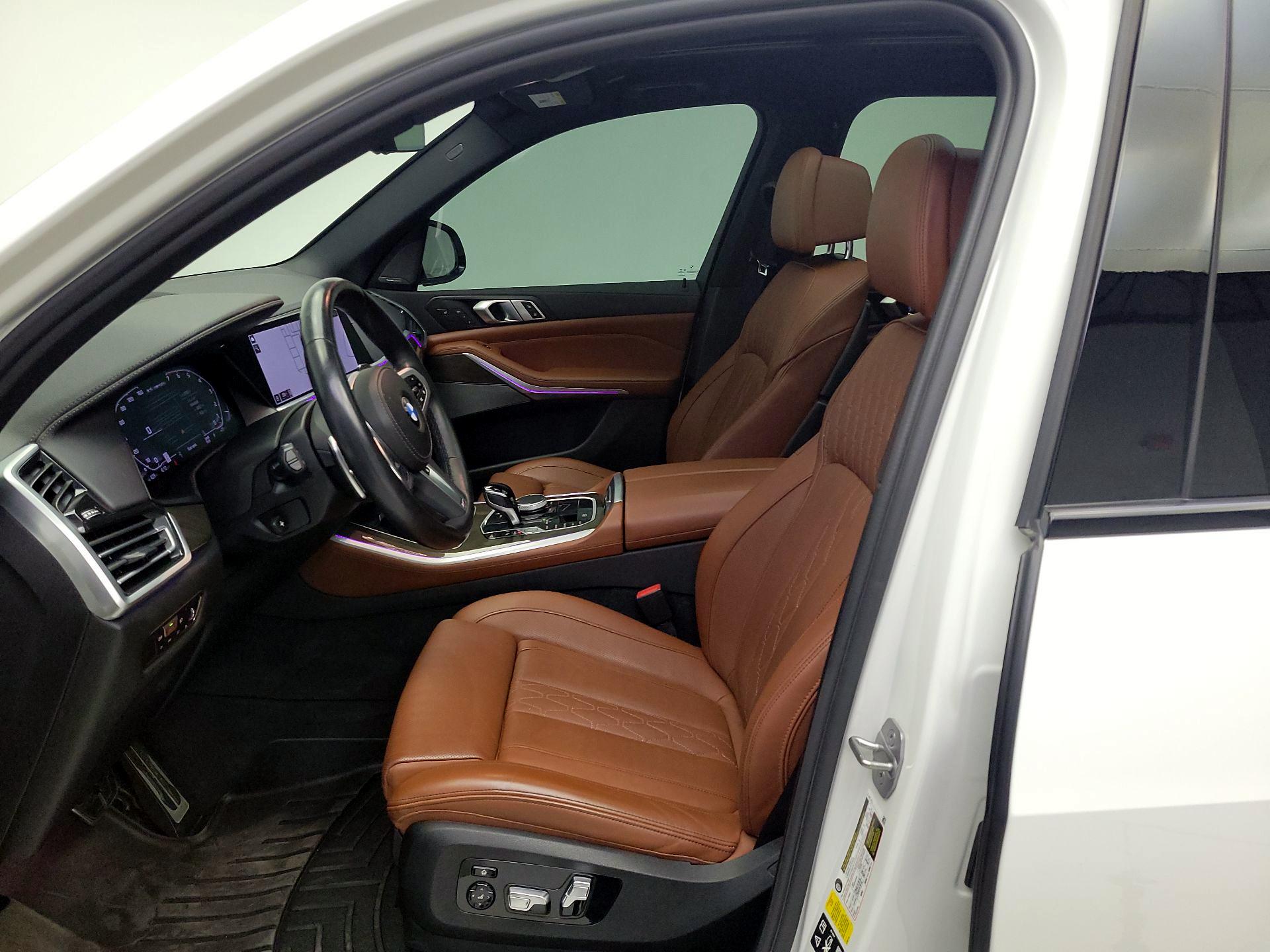 Thumbnail: 2022 BMW X5 - 11