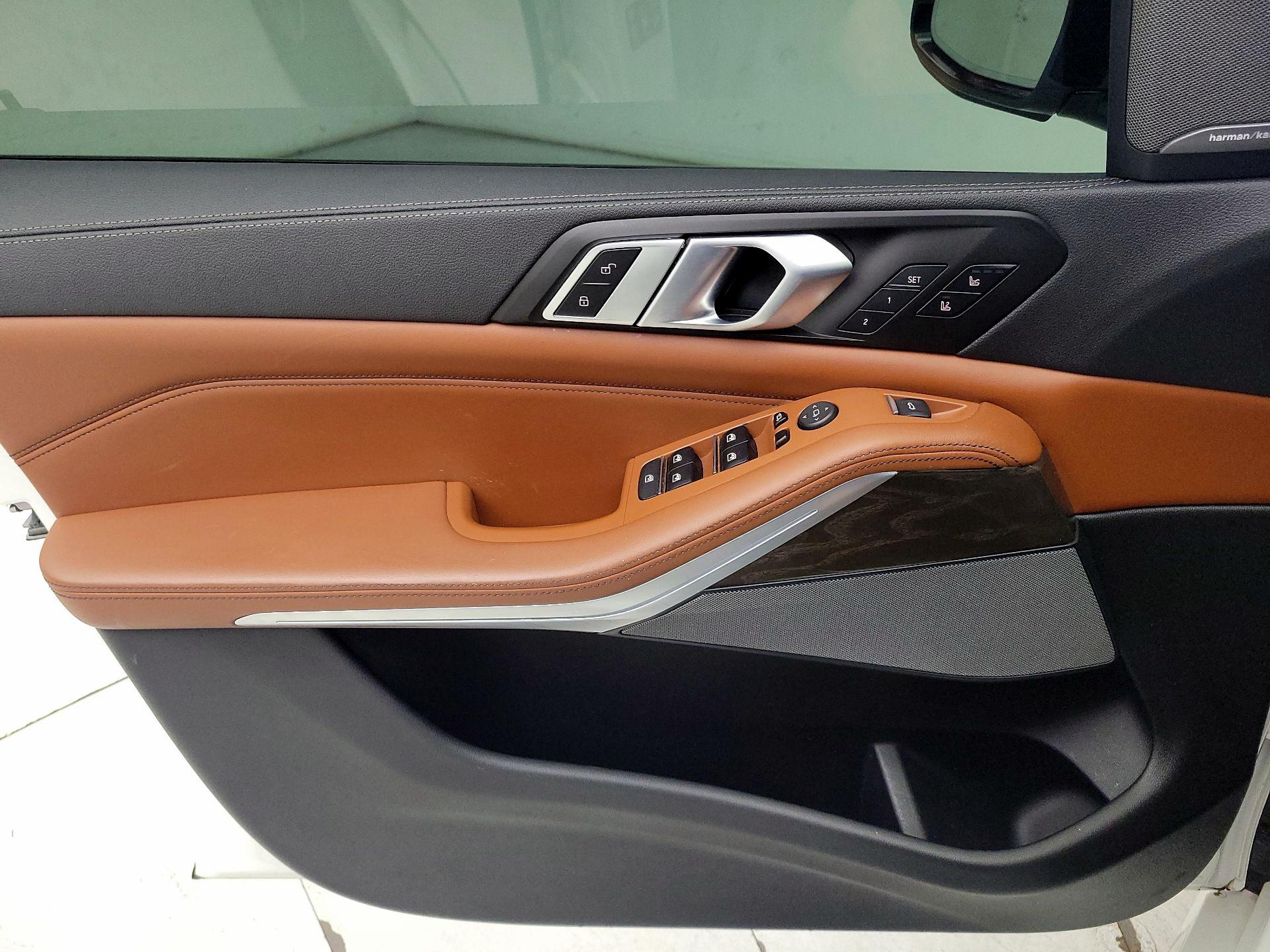 Thumbnail: 2022 BMW X5 - 12