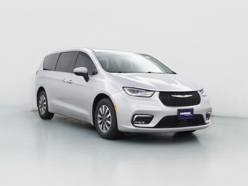 2023 Chrysler Pacifica Hybrid Touring L -
                  Tinley Park, IL