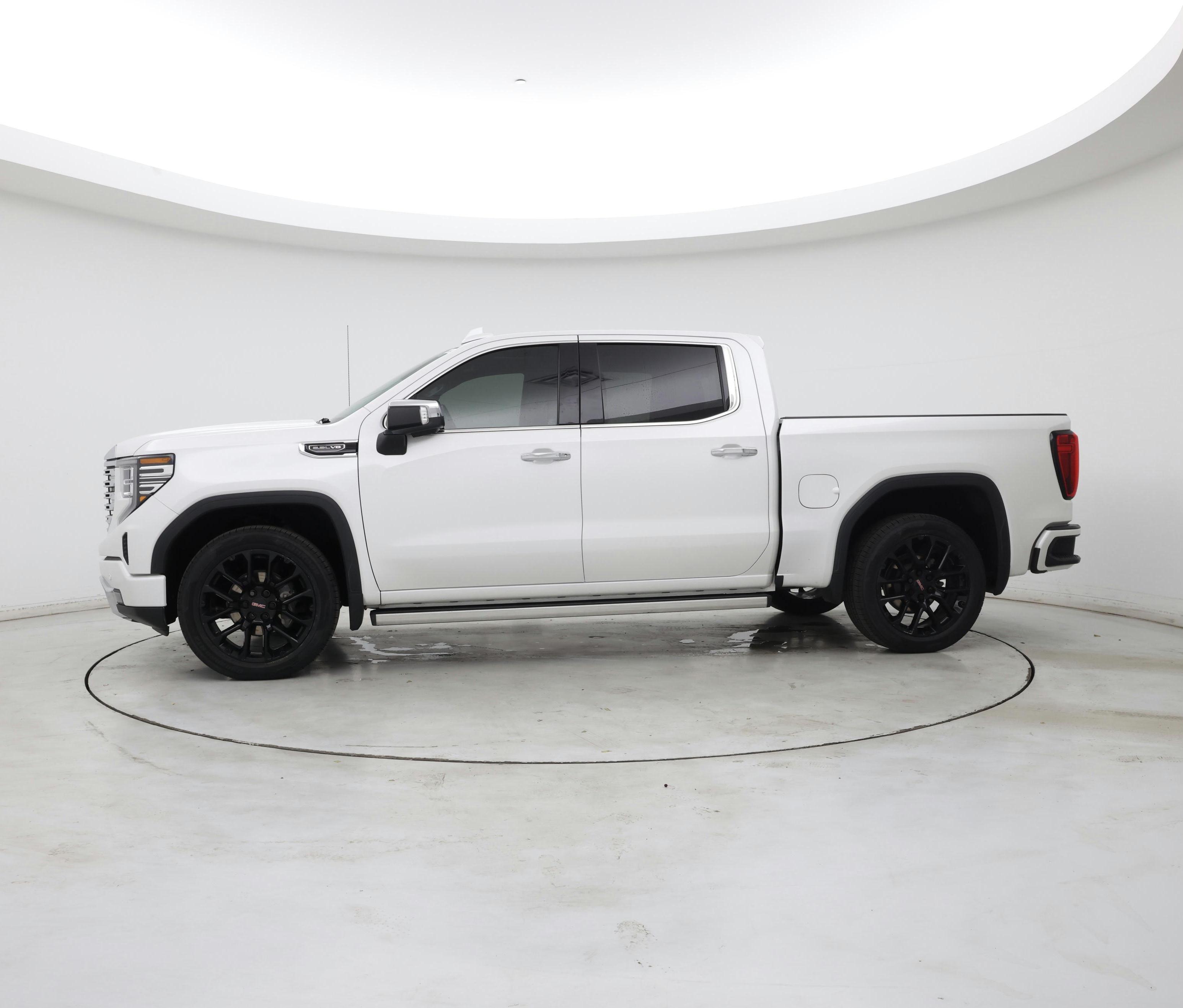 Thumbnail: 2022 GMC Sierra 1500 - 3