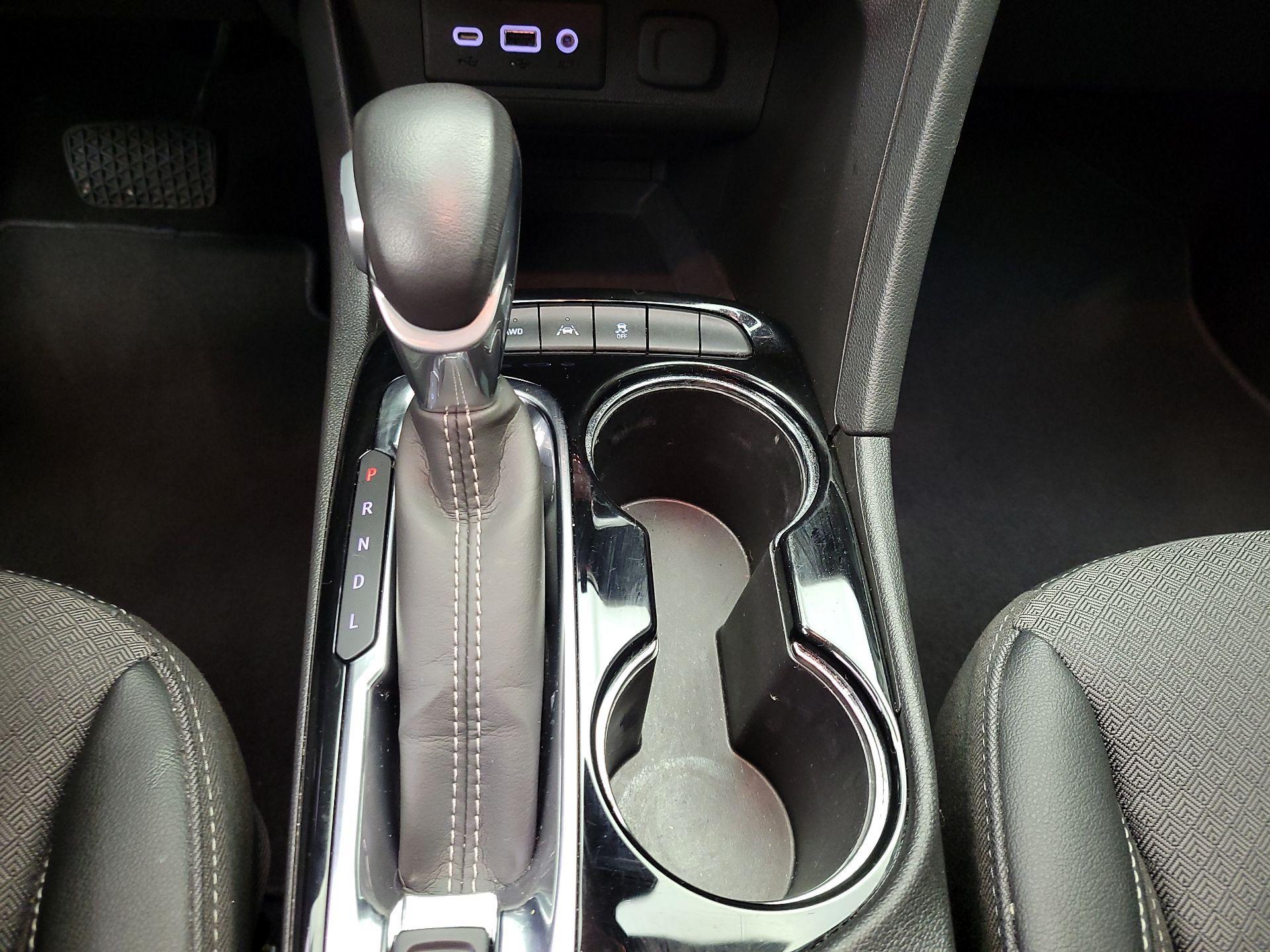 Thumbnail: 2022 Buick Encore GX - 17