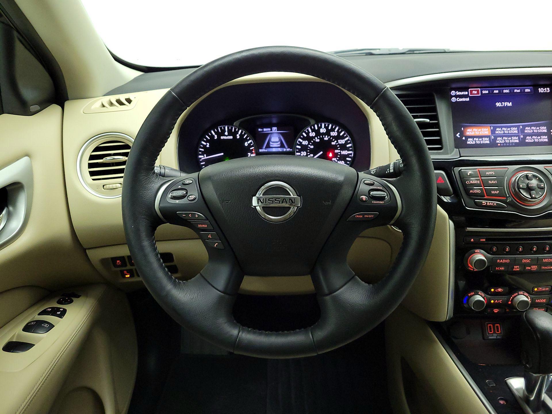 Thumbnail: 2018 Nissan Pathfinder - 10