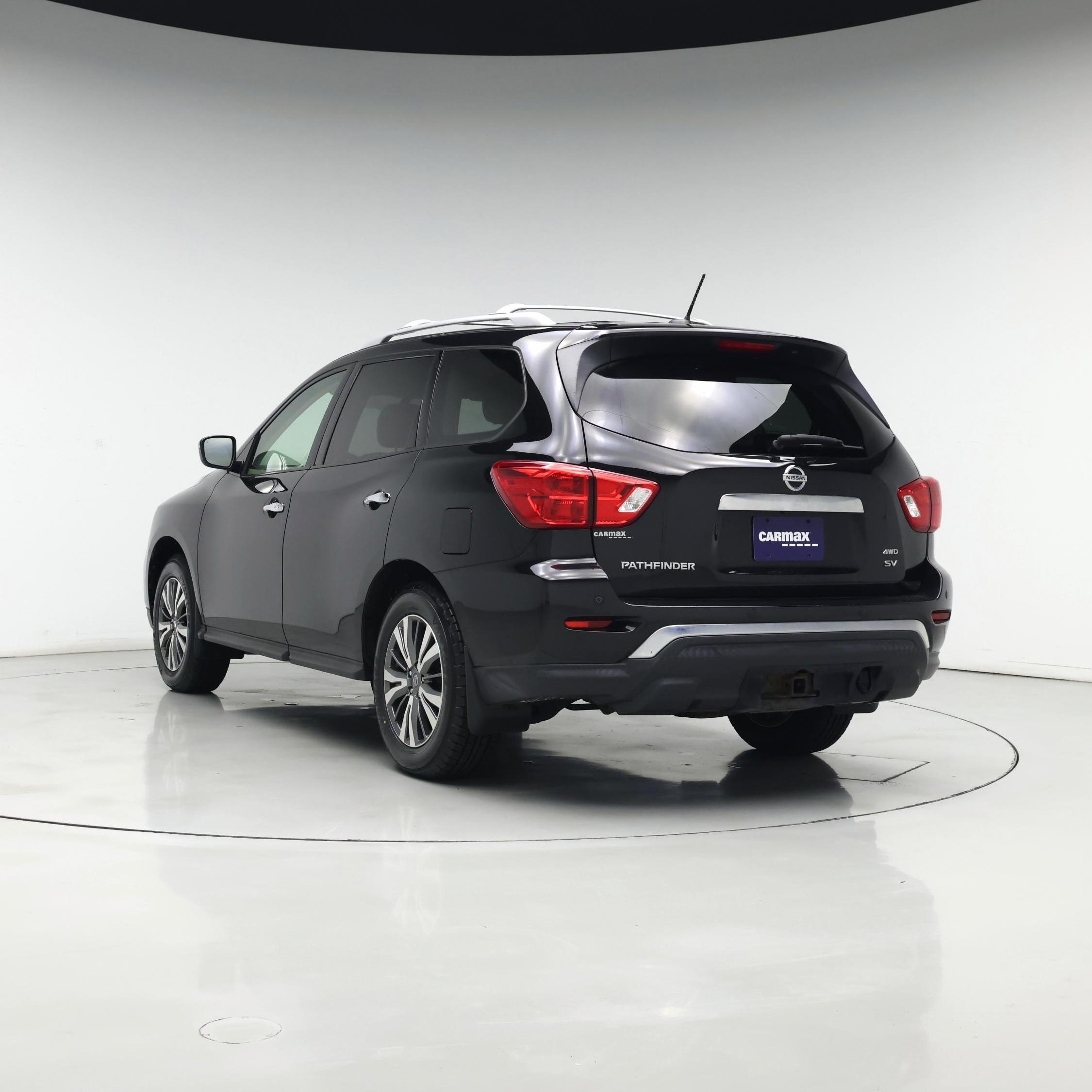 Thumbnail: 2018 Nissan Pathfinder - 2