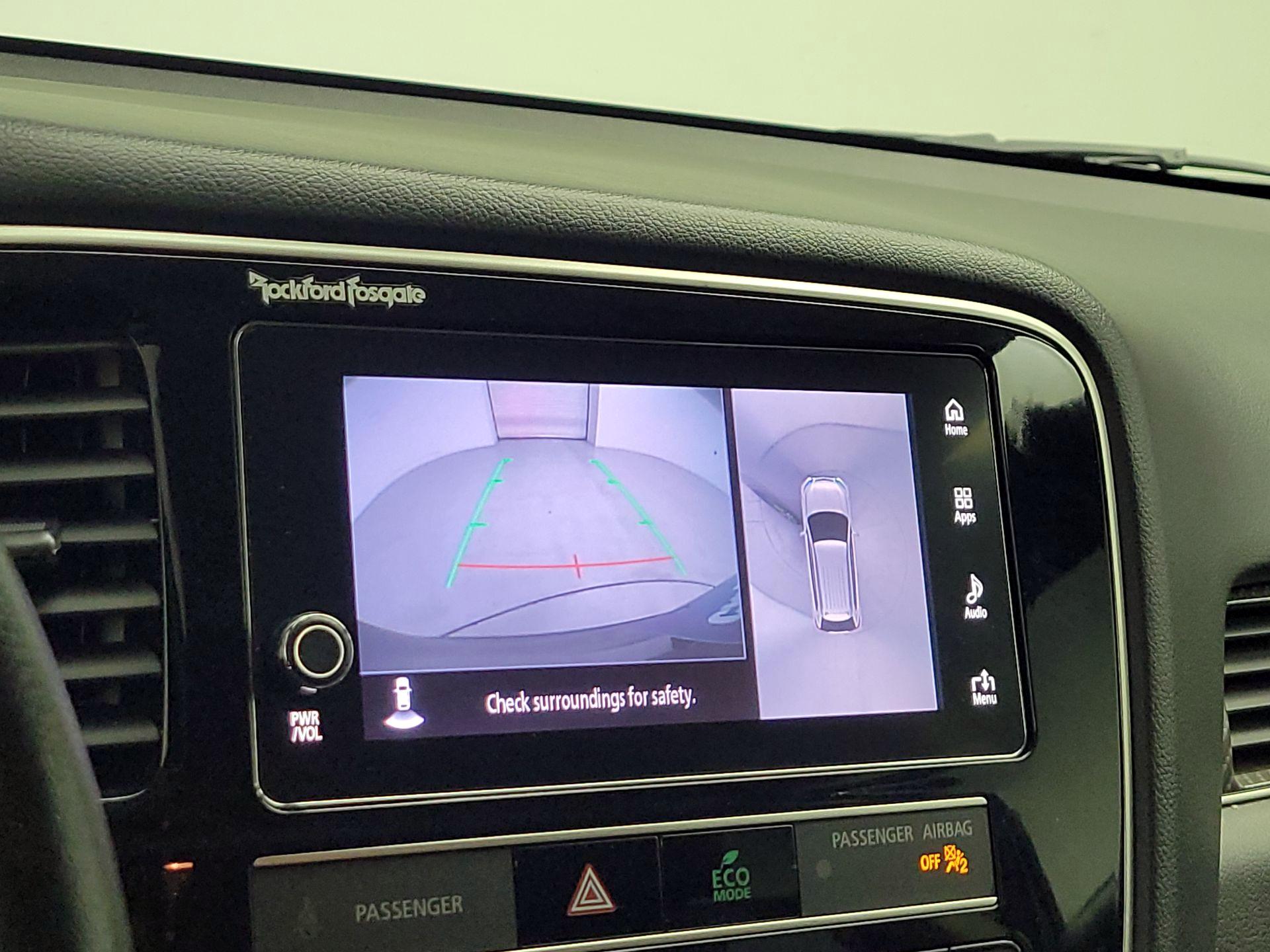 Thumbnail: 2019 Mitsubishi Outlander - 14