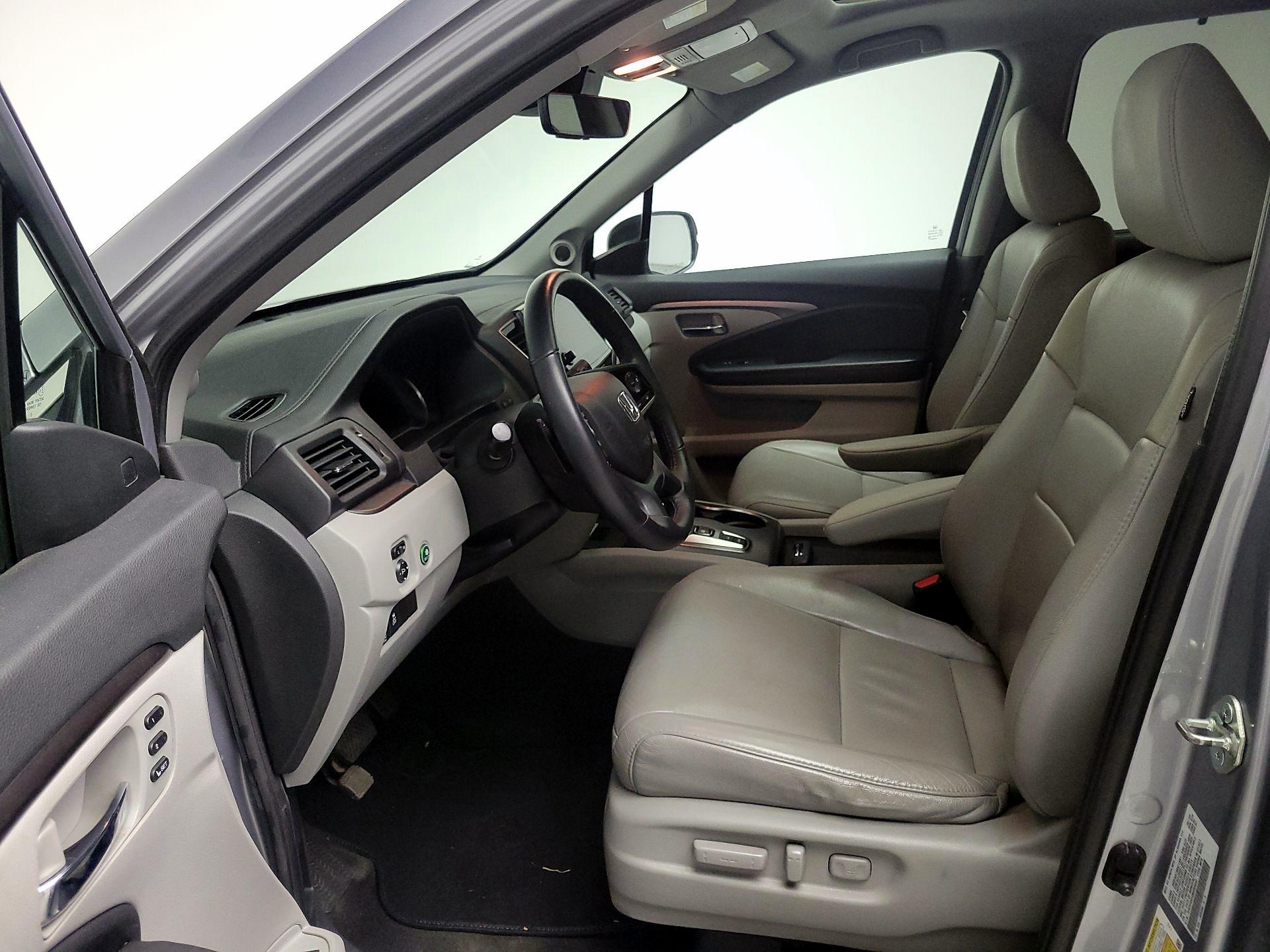 Thumbnail: 2021 Honda Pilot - 11