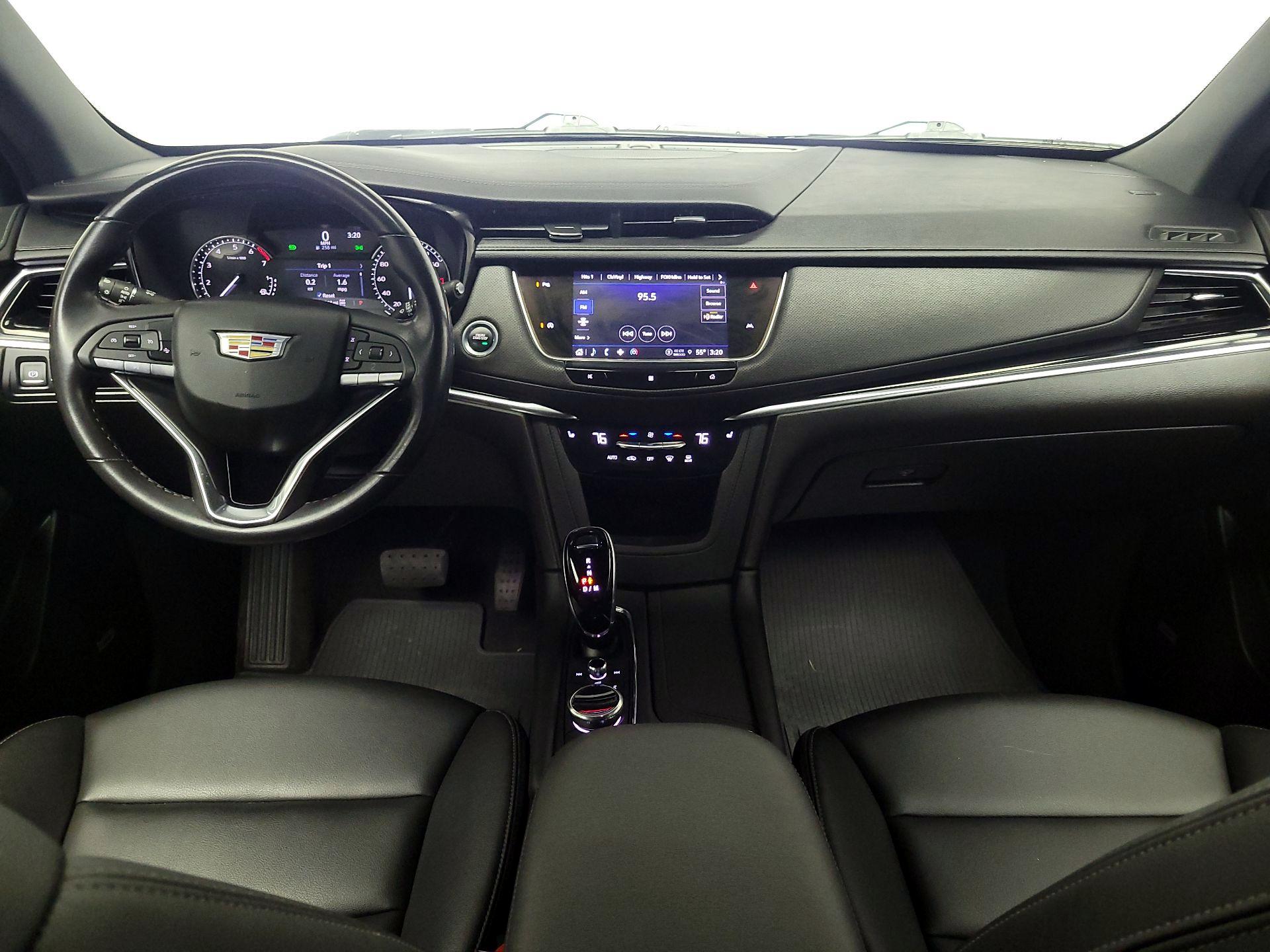 Thumbnail: 2021 Cadillac XT6 - 9