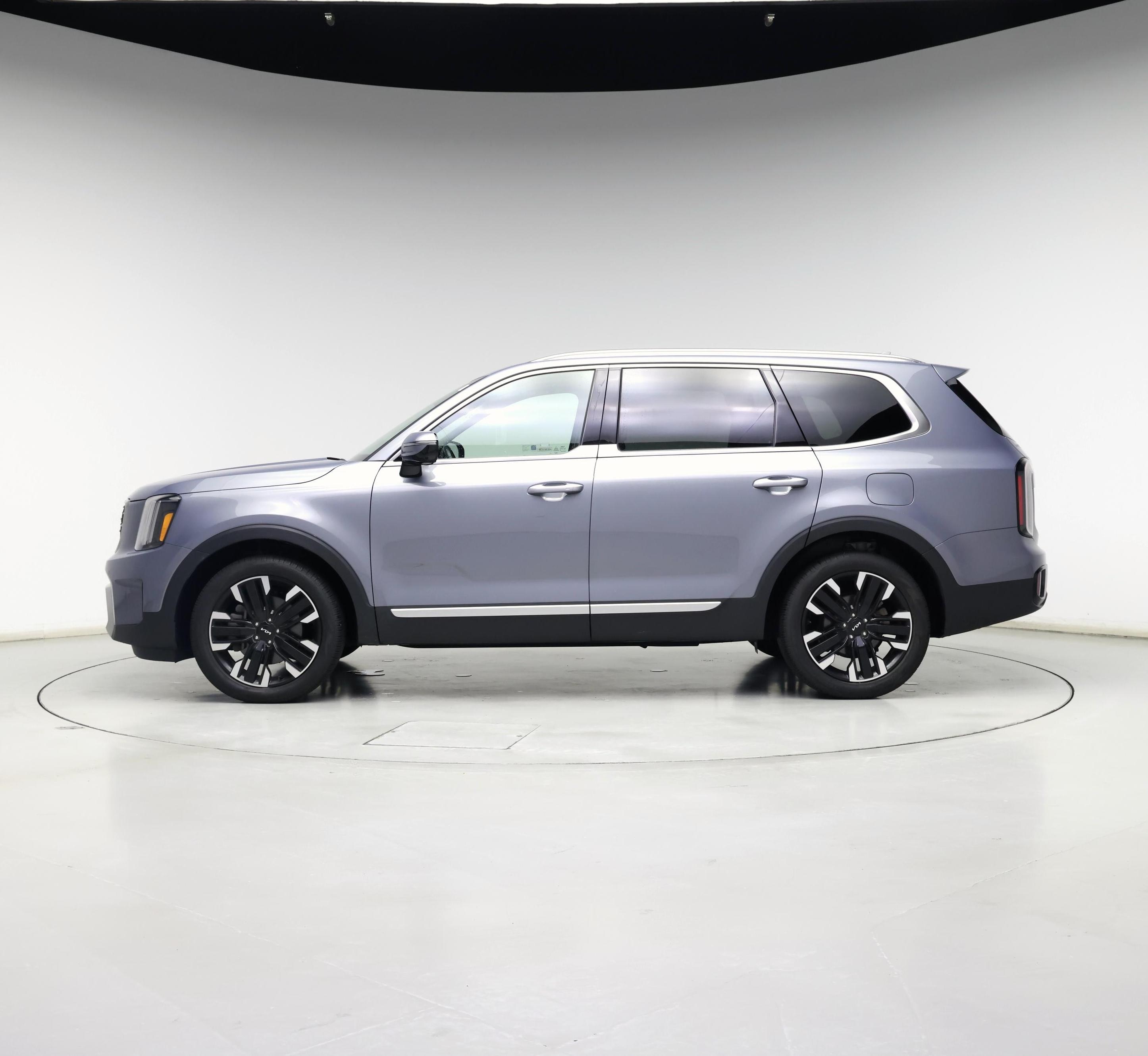 Thumbnail: 2023 Kia Telluride - 3