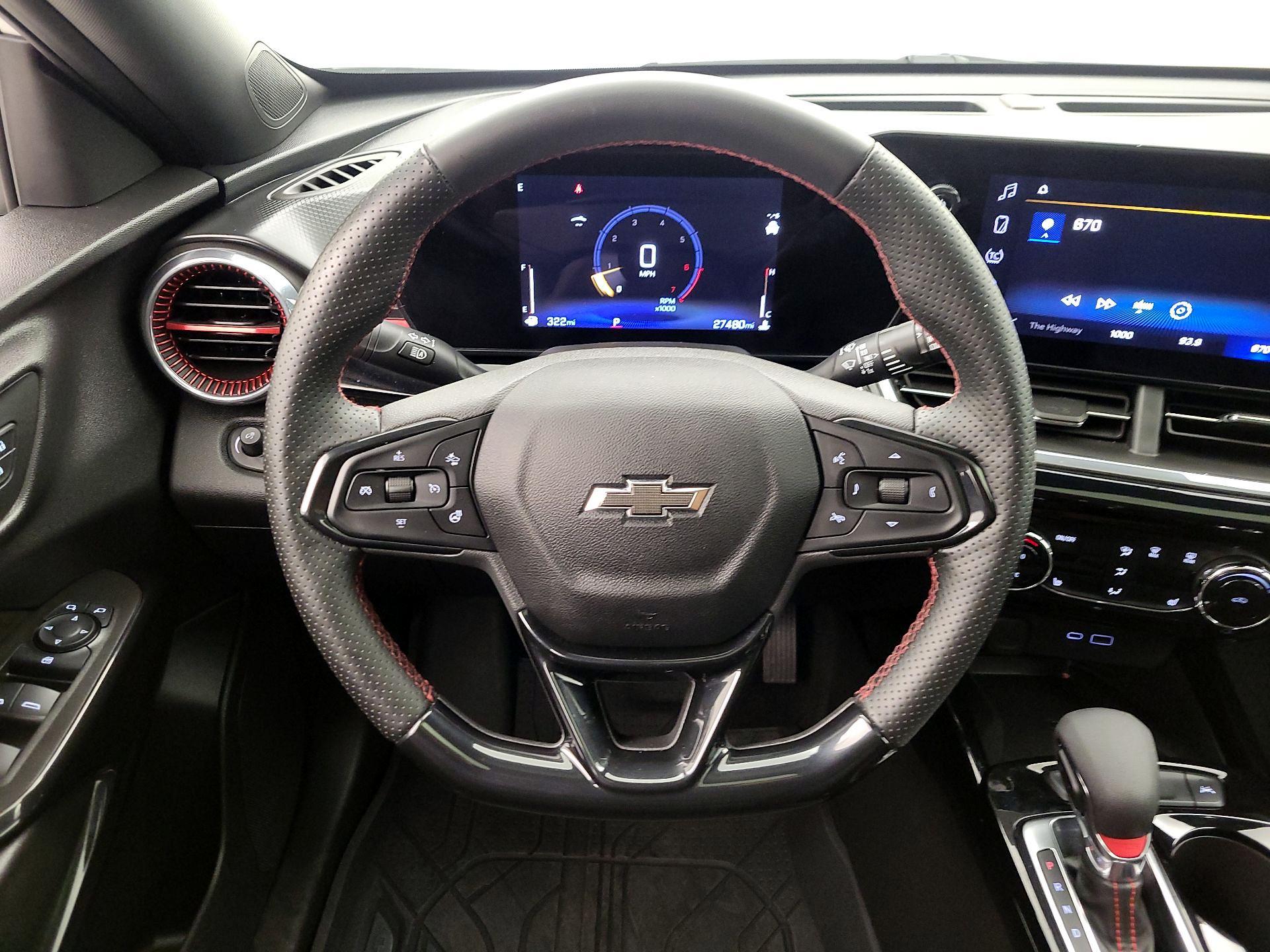 Thumbnail: 2024 Chevrolet Trax - 10