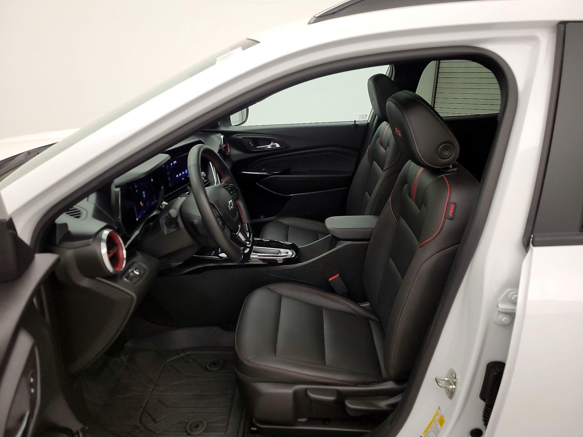 Thumbnail: 2024 Chevrolet Trax - 11