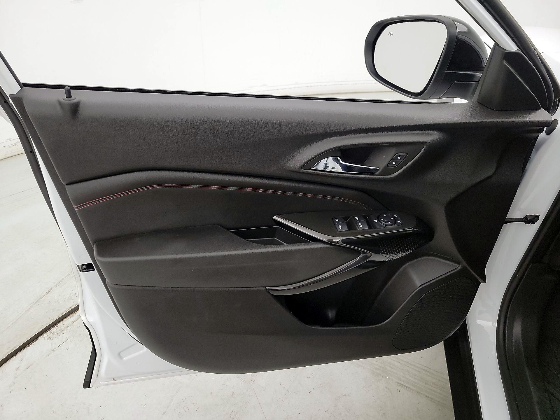 Thumbnail: 2024 Chevrolet Trax - 12