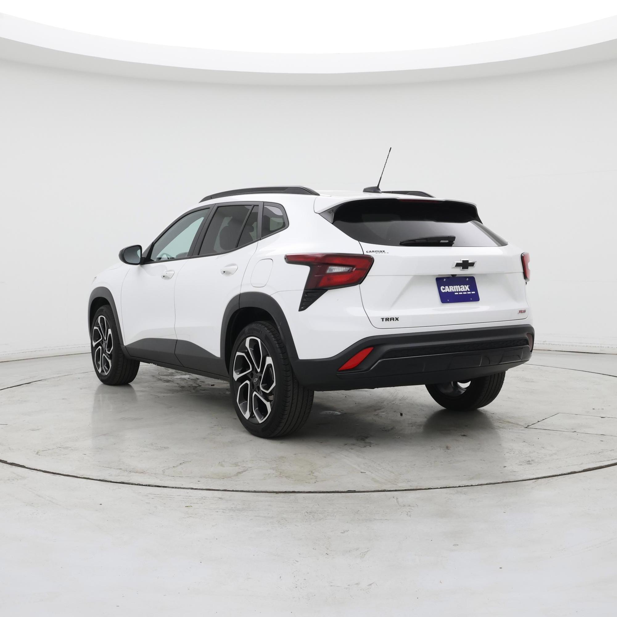 Thumbnail: 2024 Chevrolet Trax - 2