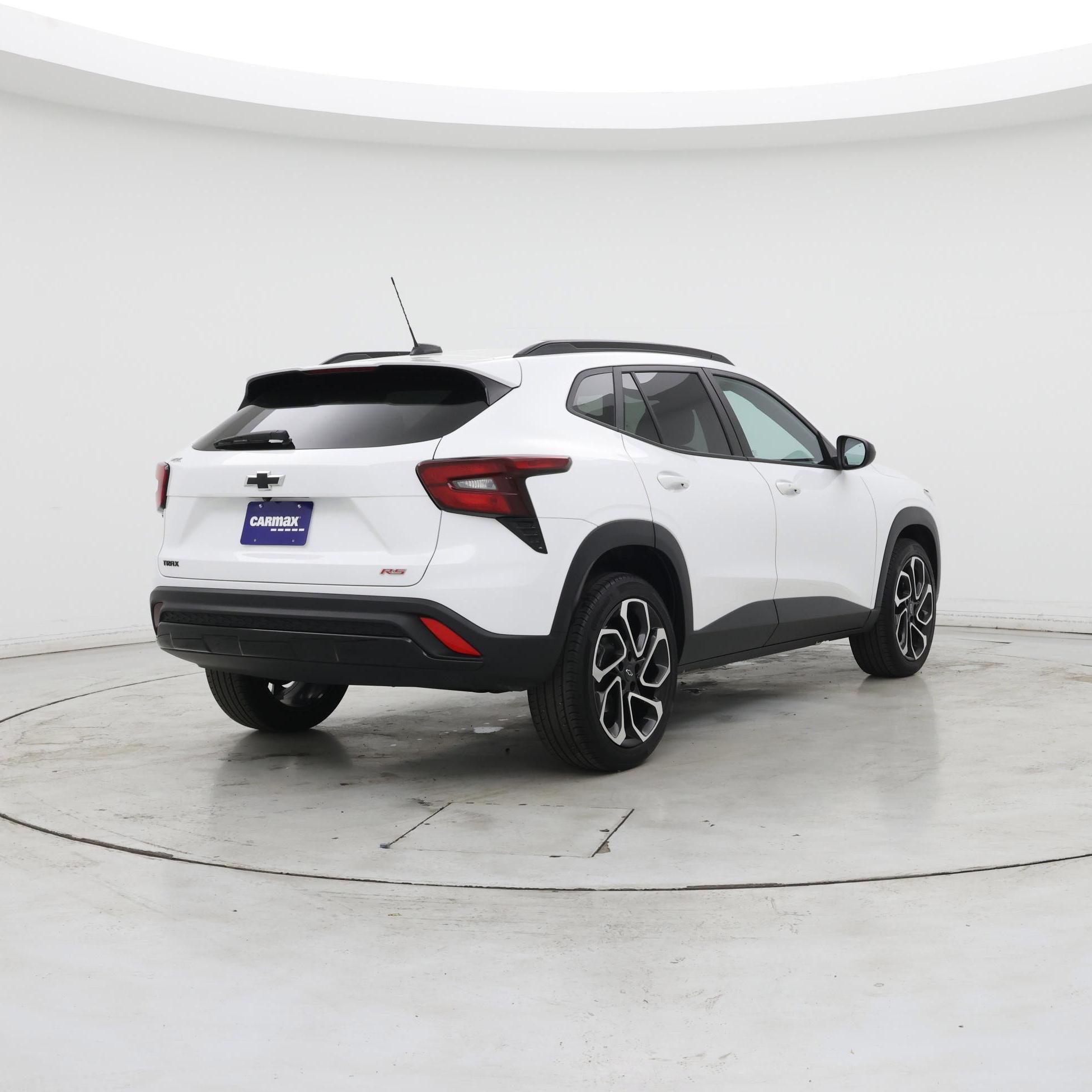 Thumbnail: 2024 Chevrolet Trax - 8