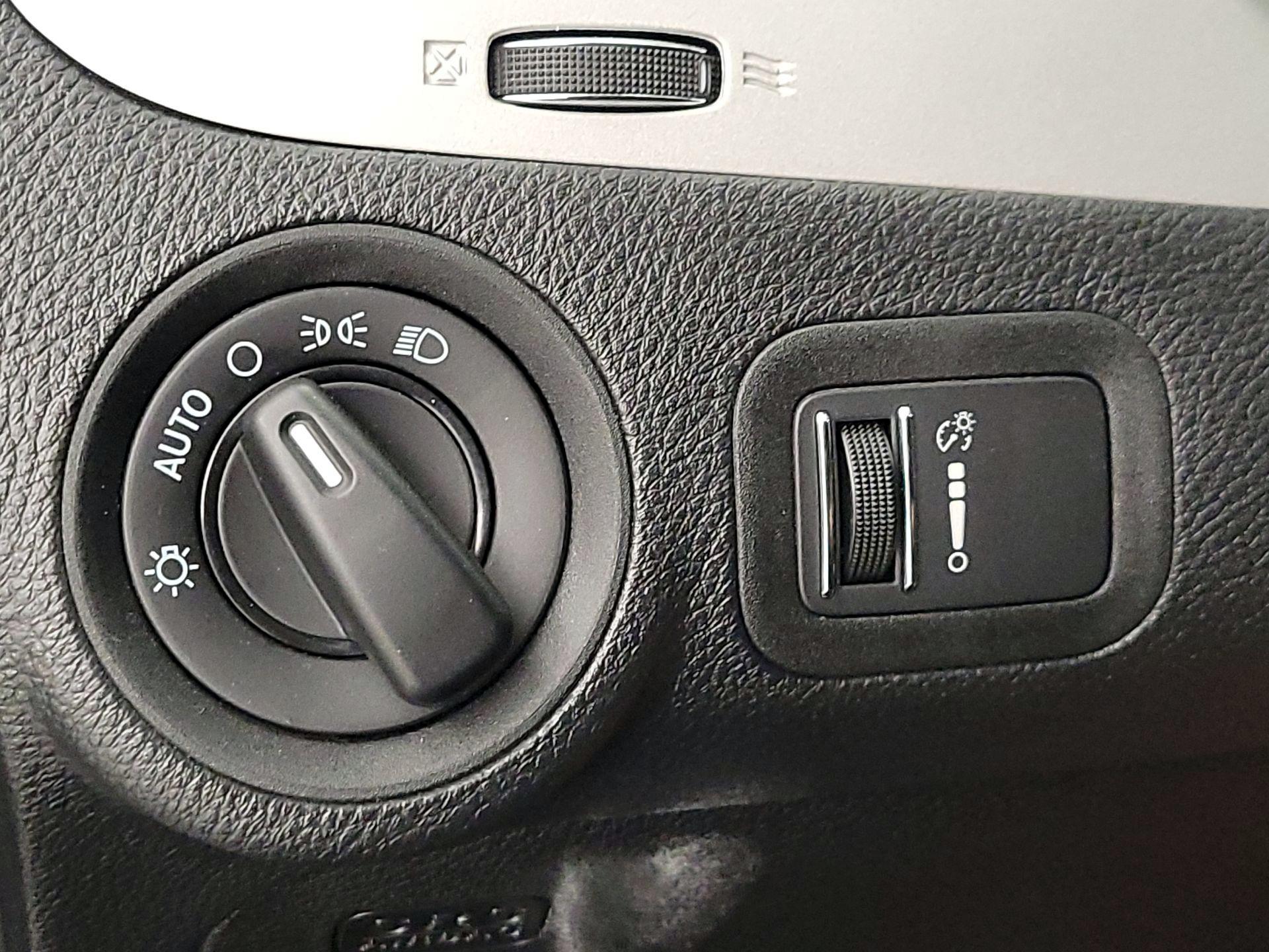Thumbnail: 2019 Dodge Journey - 13