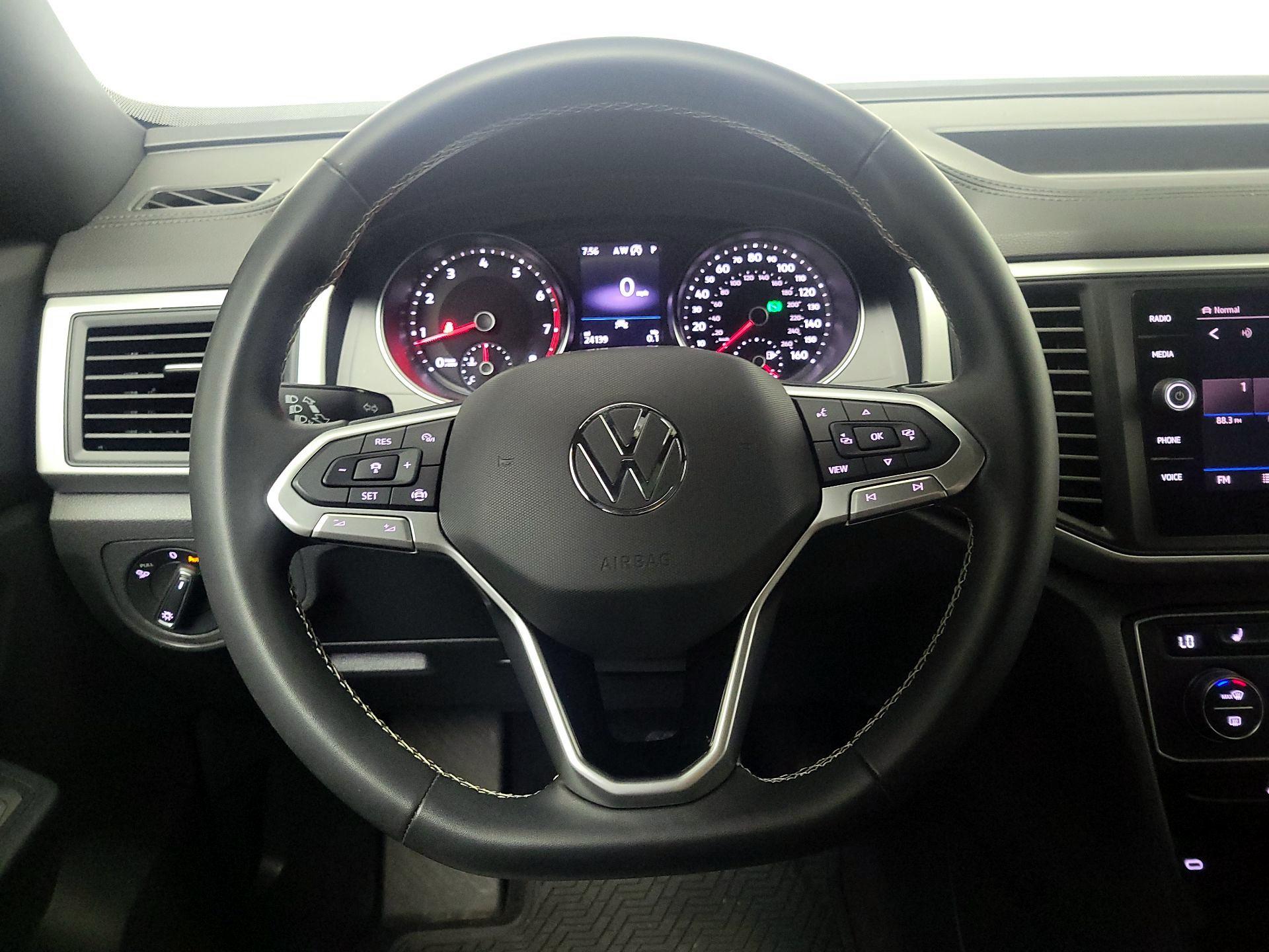 Thumbnail: 2021 Volkswagen Atlas - 10